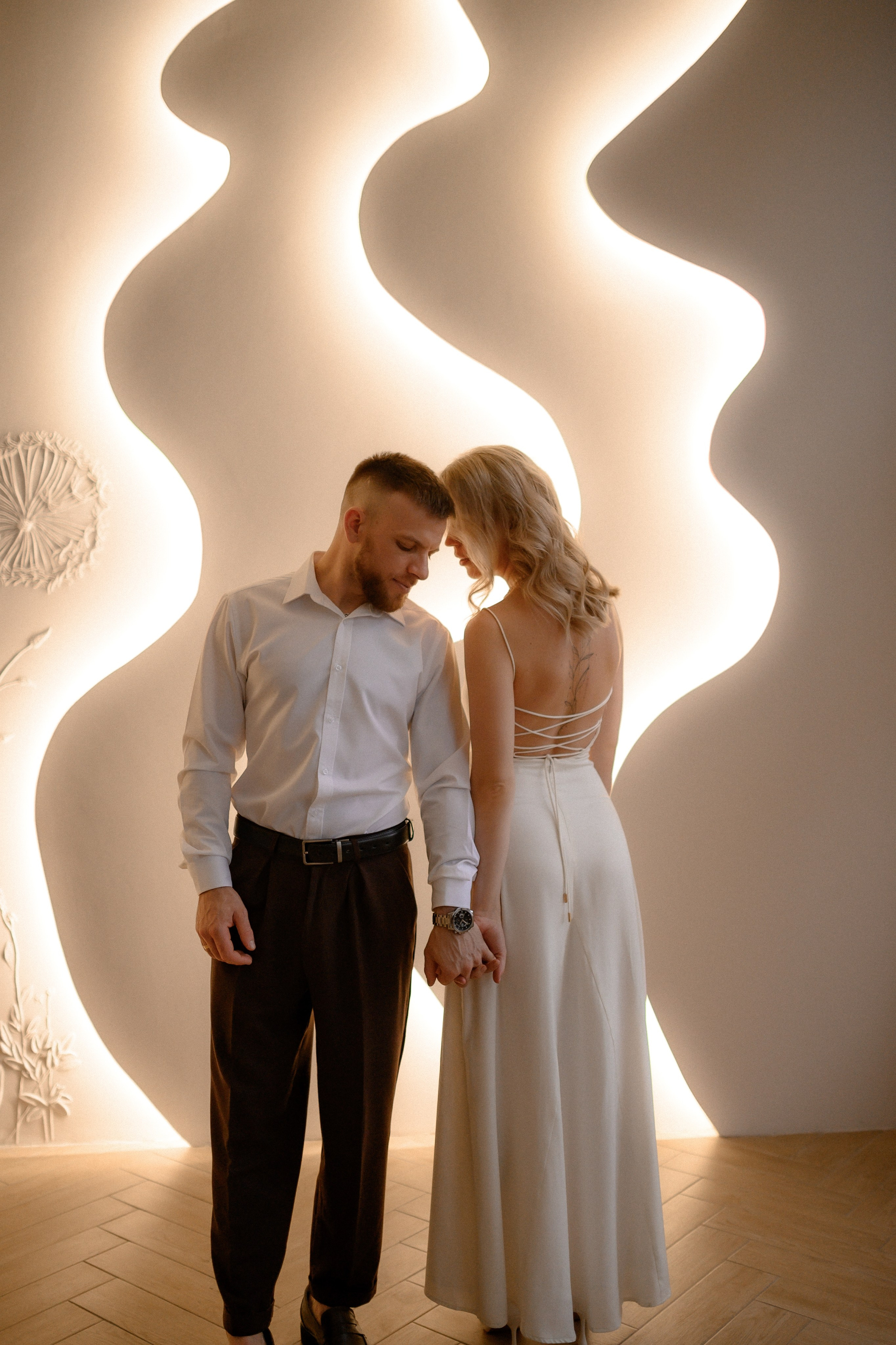 Коля и Алёна в студии. Семейный и свадебный lifestyle-фотограф в Москве Мария Петрова