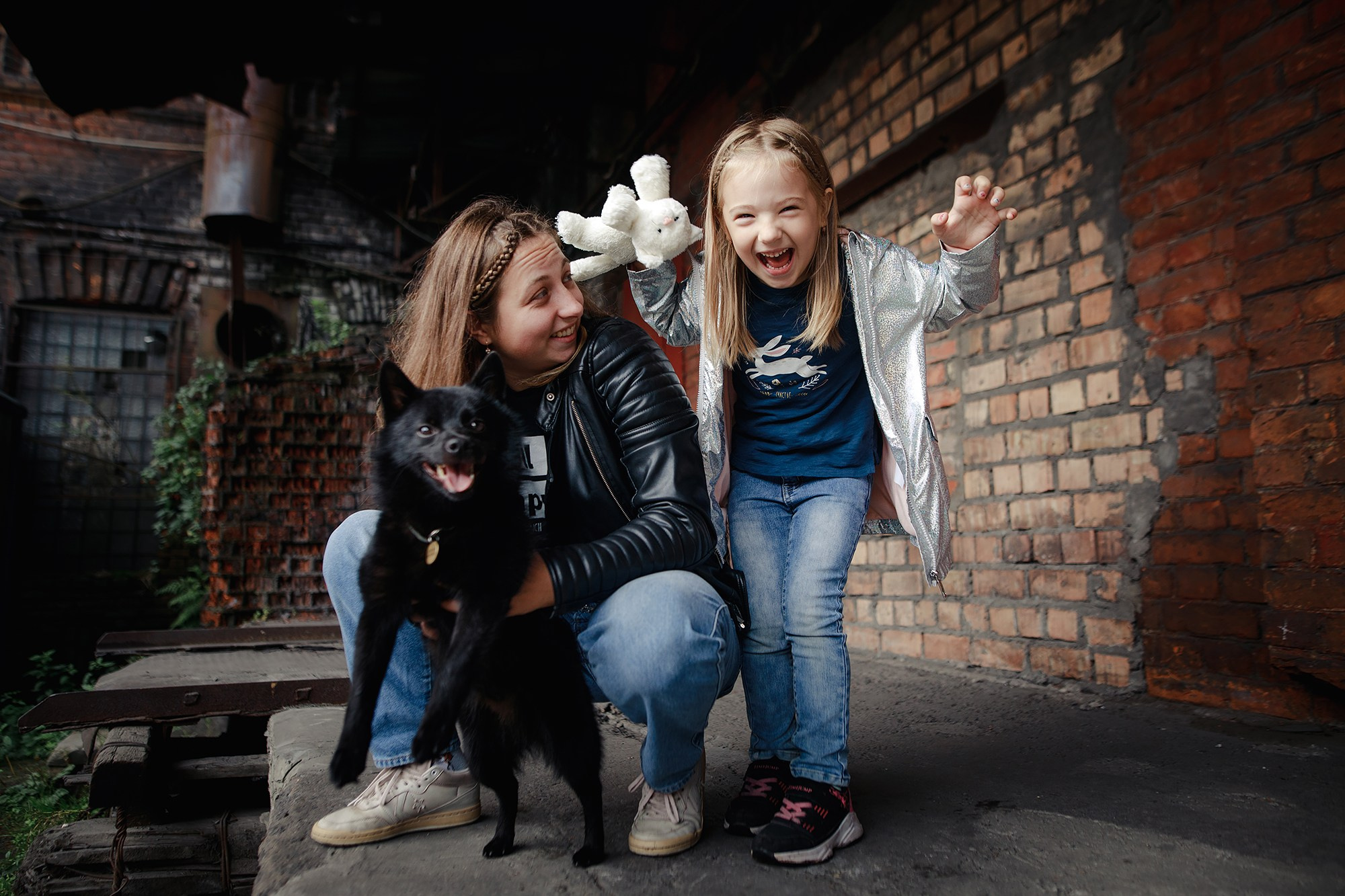 Саша, Маша и шипперке Йети. Фотограф-анималист Mary Mart — Москва, Питер