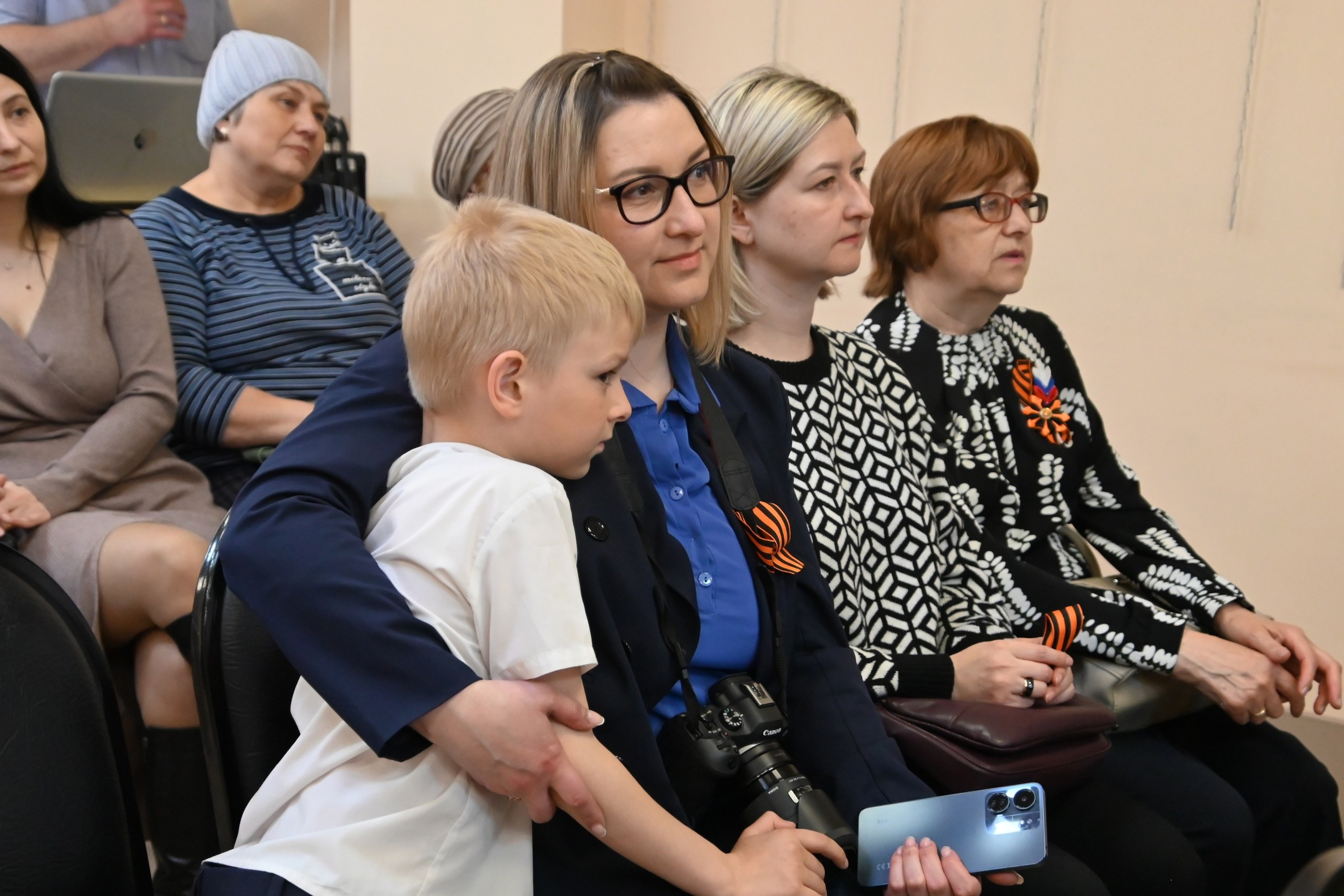 Всероссийский фотопроект «Китель Победы» г. Вилючинск. Ольга Смирнова юрист, фотограф