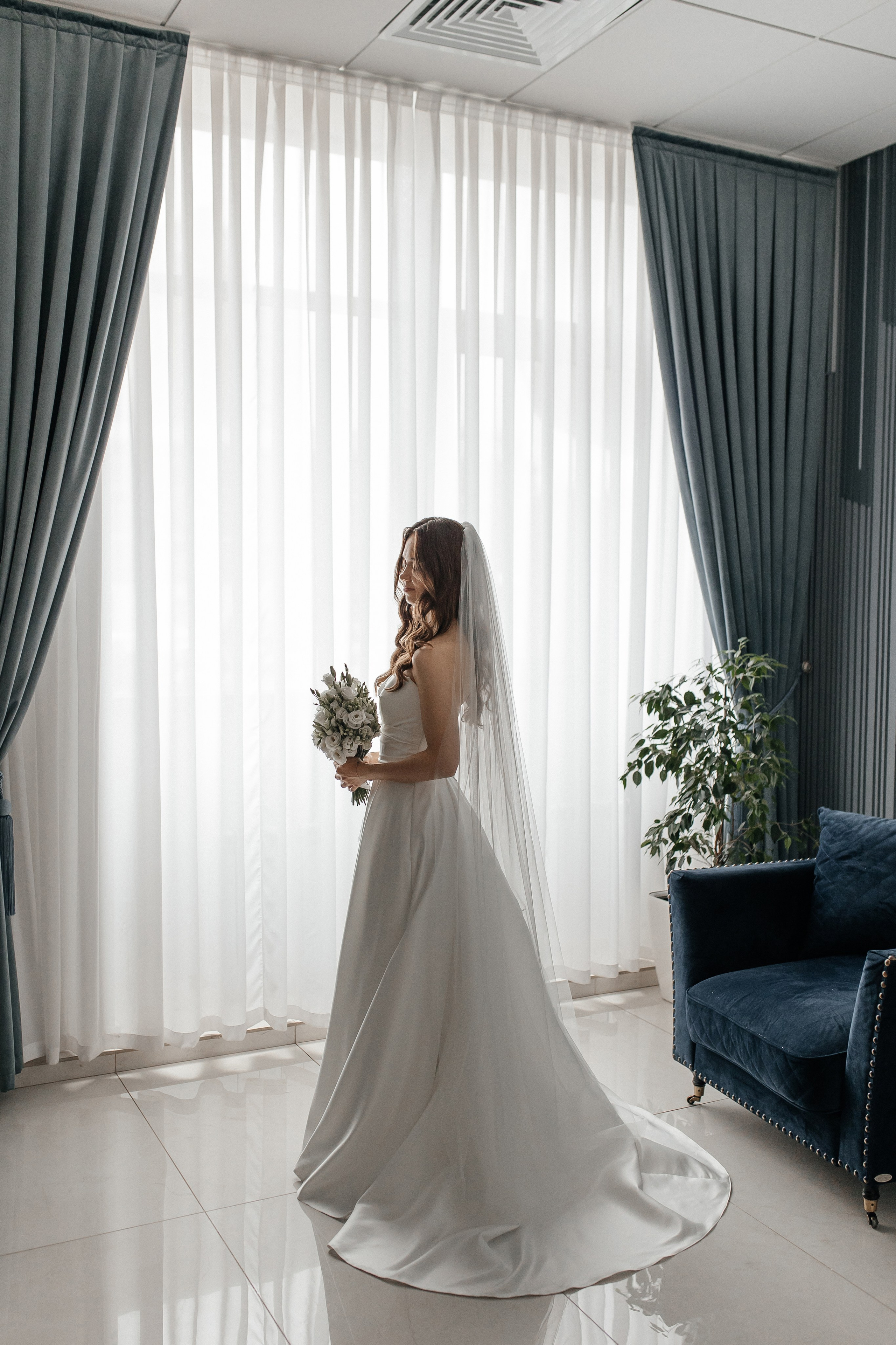 Регистрация брака в Шипиловском дворце бракосочетания. Свадебный фотограф в Москве Дарья Олендарёва