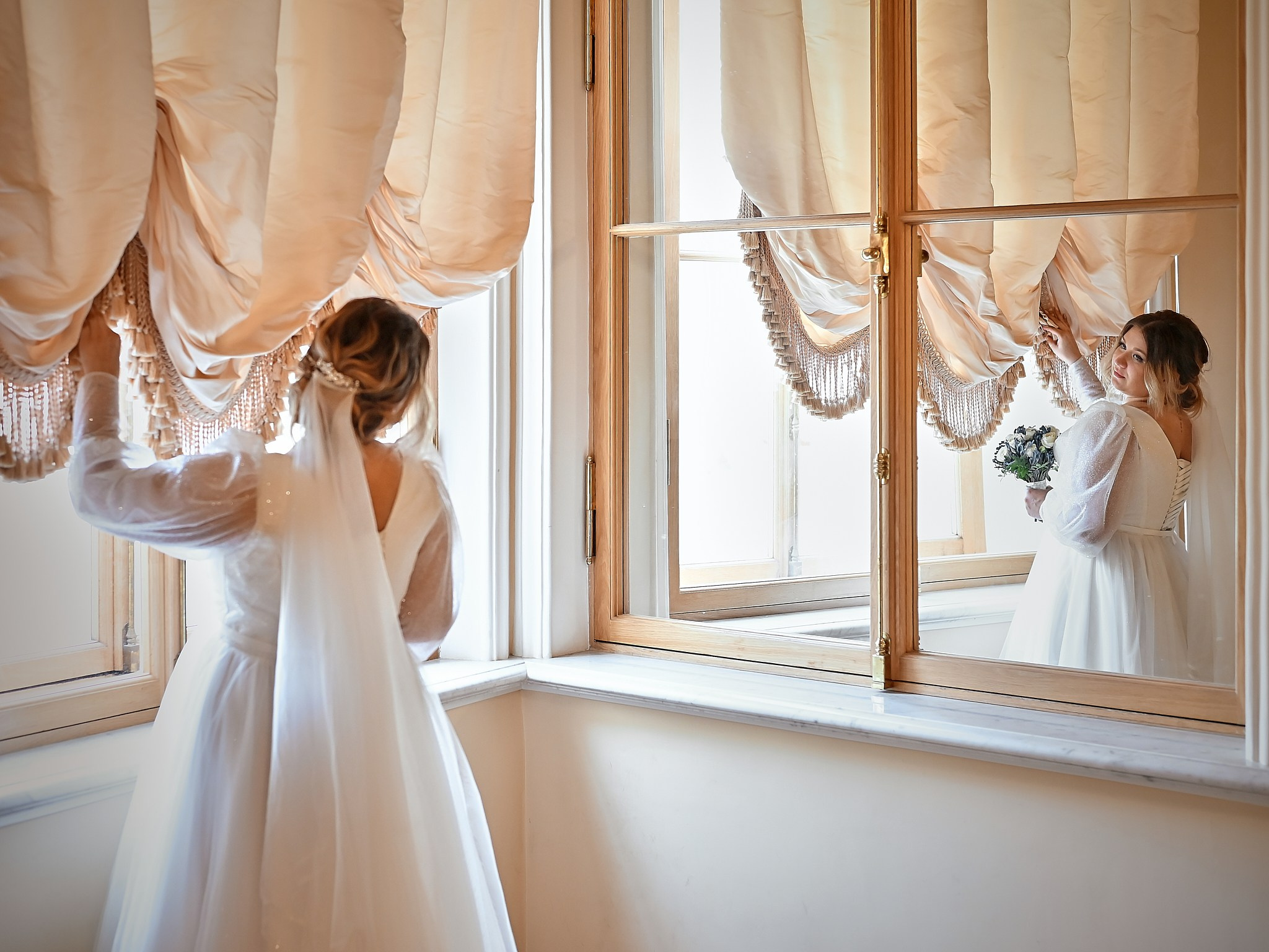 Свадебный фотограф, видеограф, рилсмейкер в Санкт-Петербурге и Москве