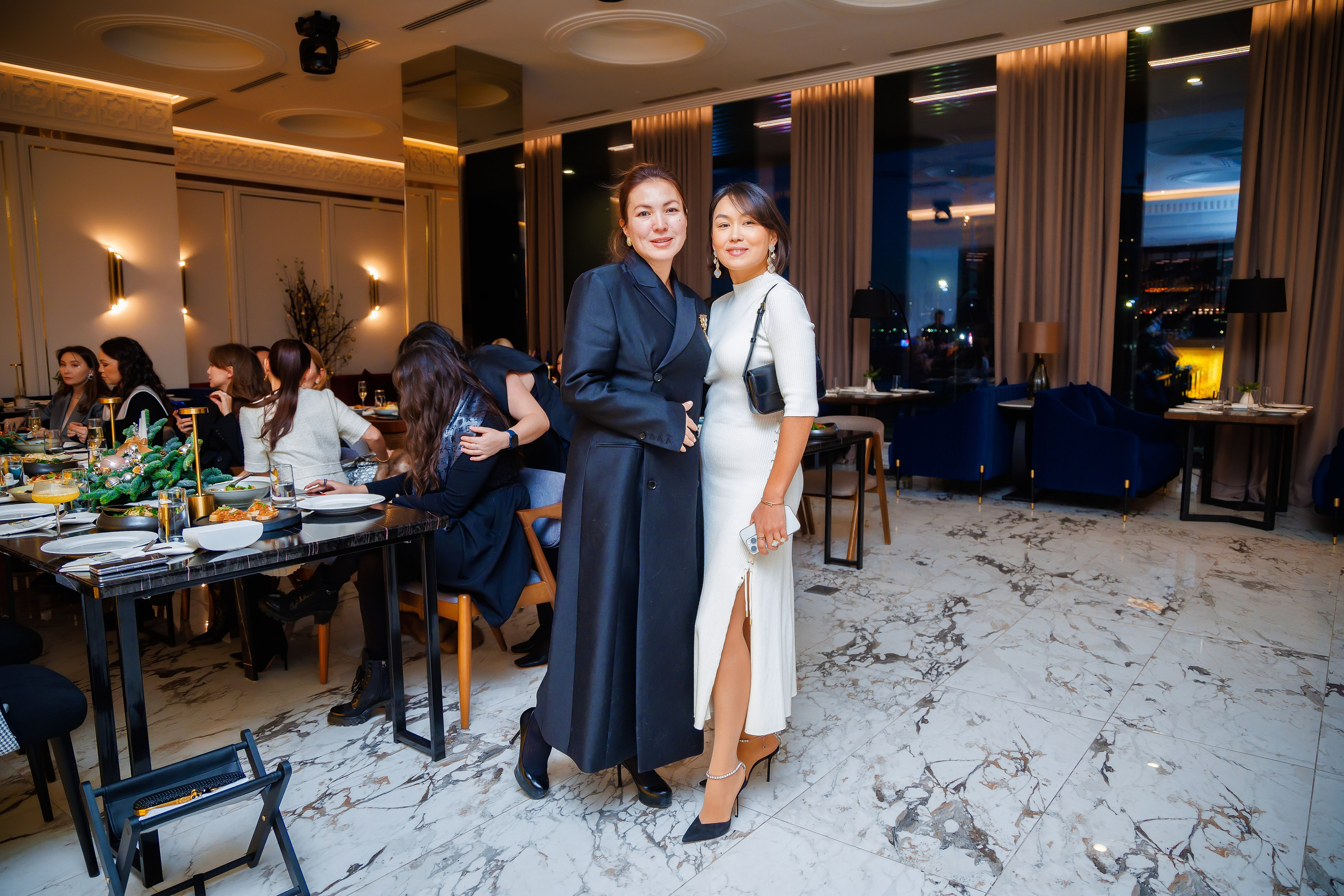 Мероприятие в заведении. Семейный и Свадебный фотограф в Астане Александр Астапов