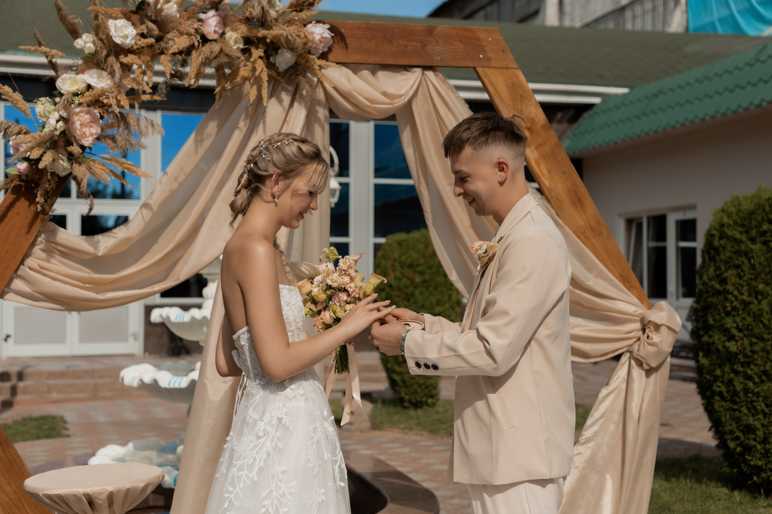Роман и Александра (банкет). Свадебный фотограф Ангелина Сунгатулина | Саратов | Балаково | Вольск