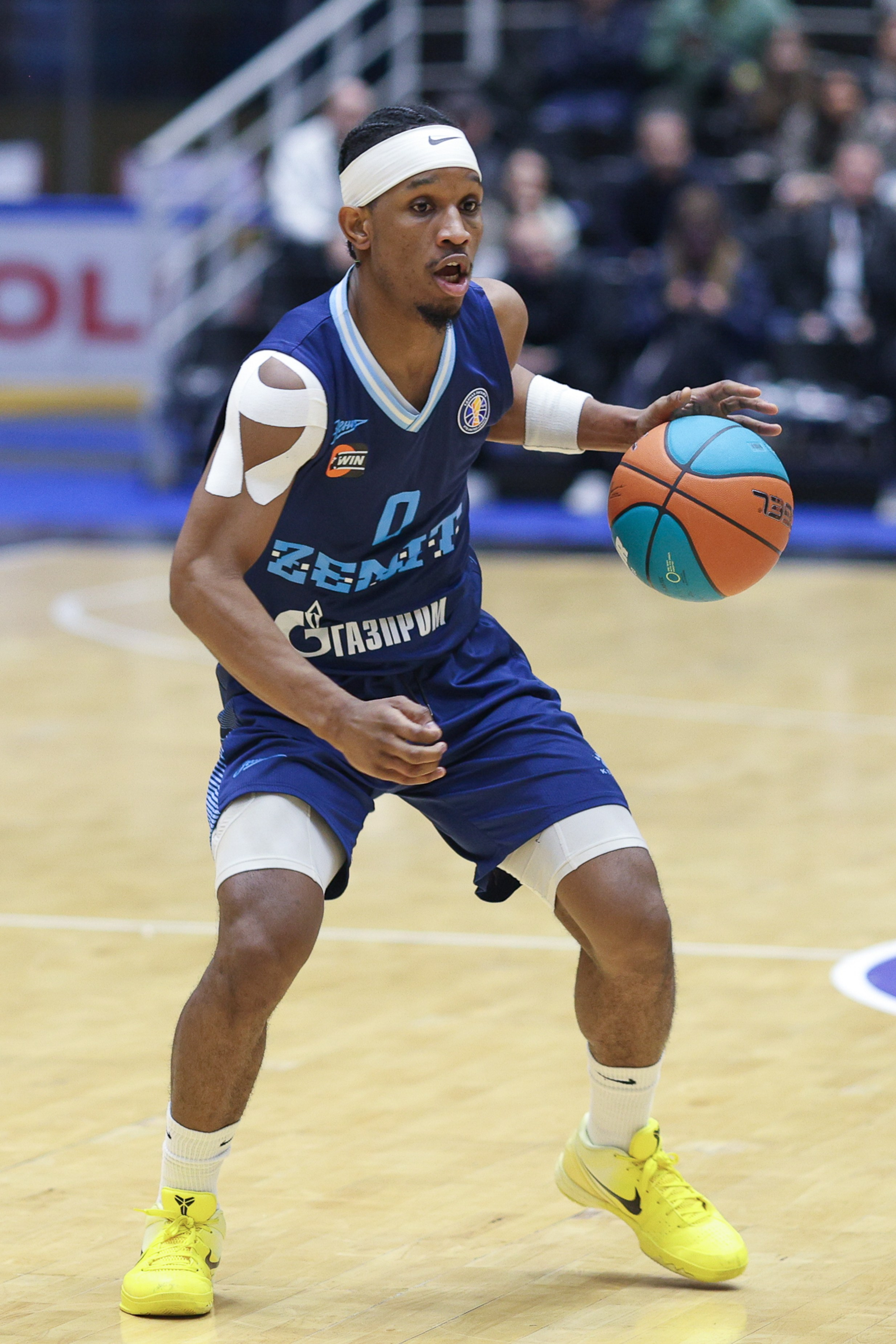 Автодор — Зенит 64-95. Фотограф Дмитрий Алексеев