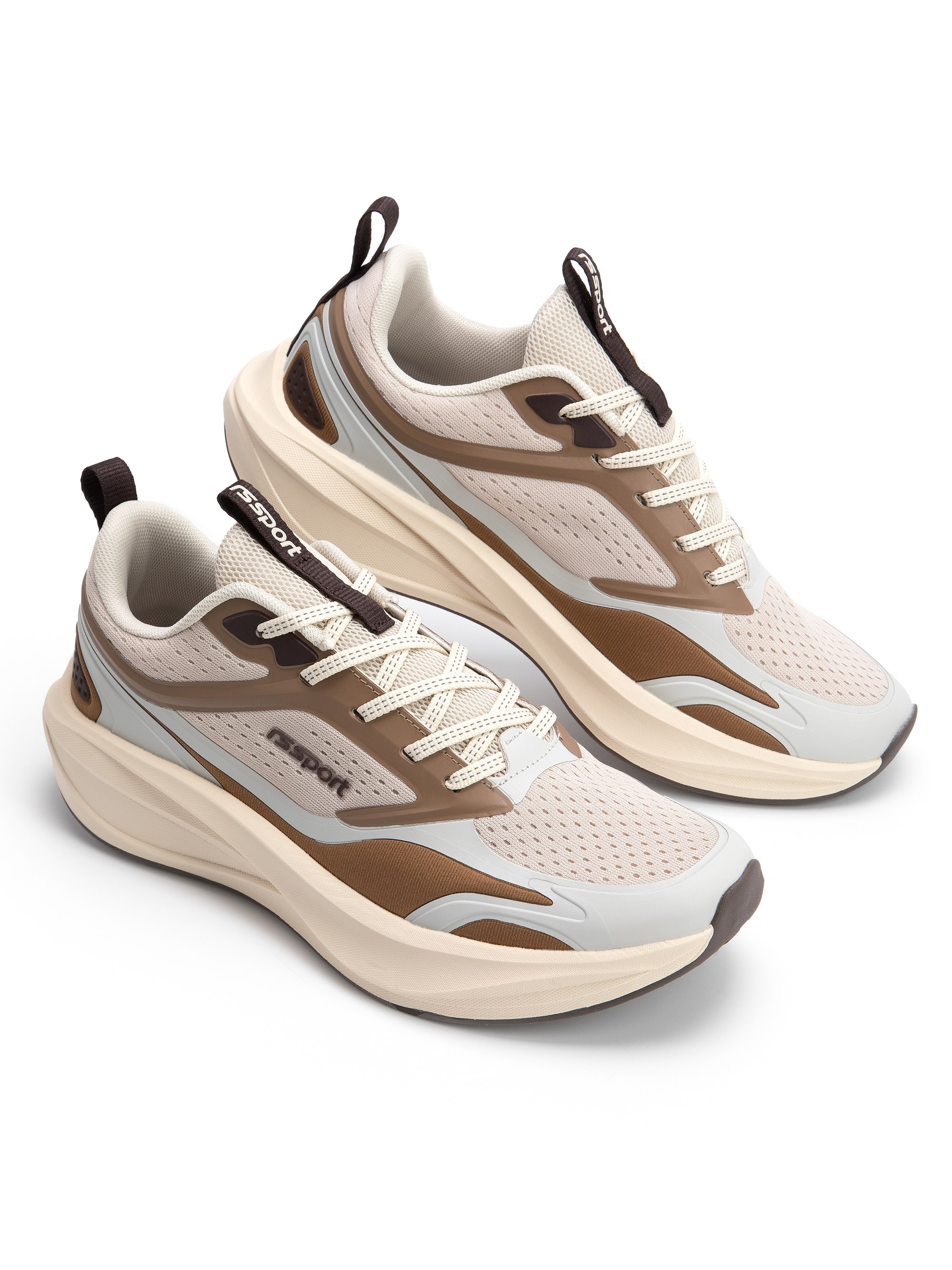 Каталожная фотография обуви. Фотограф в Москве Егор Гончаров