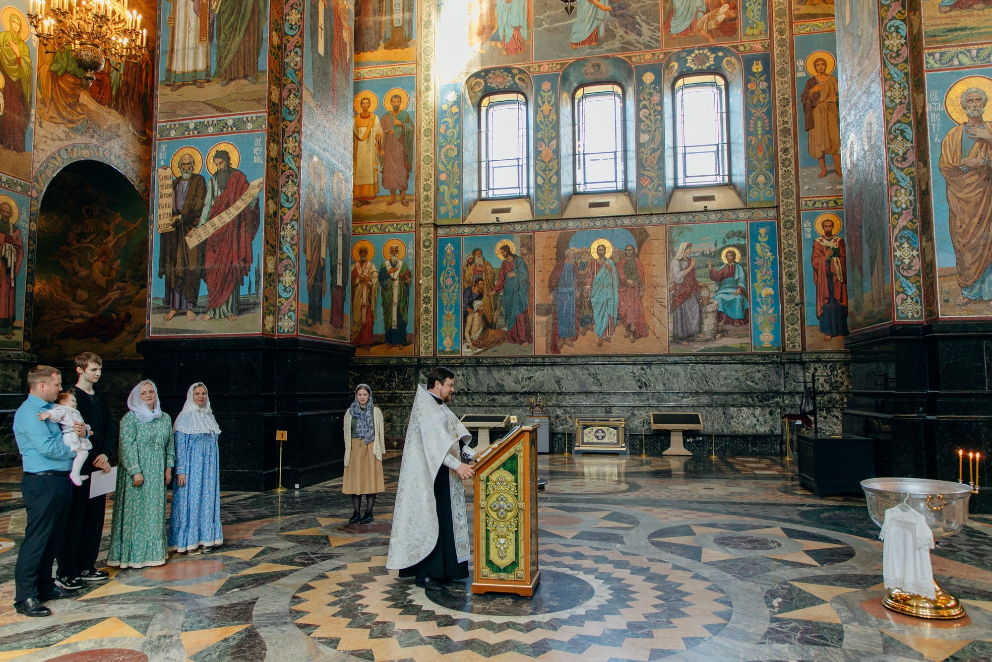 фотограф на крещение санкт петербург, справка о беседе перед крещением, сколько стоит крещение спб, лучшие храмы для крещения, крещение ребенка в спб цены, пушкин церковь узнать про крестины что нужно, что нельзя делать перед крещением, лучшие храмы для крещения, санкт петербург фотограф, крестить без крестных, всего один крестный, имя для крещения малыша