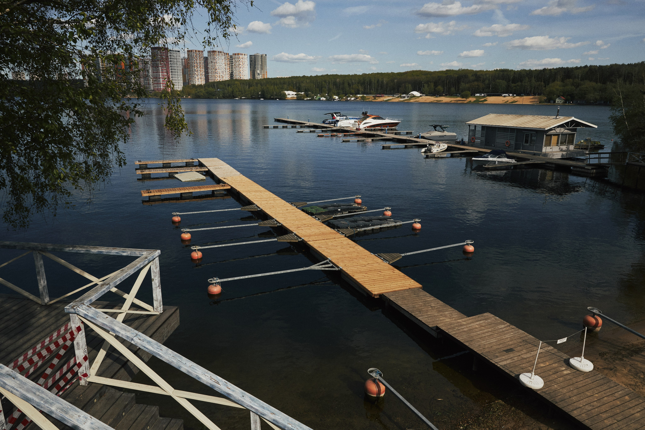 Контакты. КонТайм: профессиональная съемка для организаций