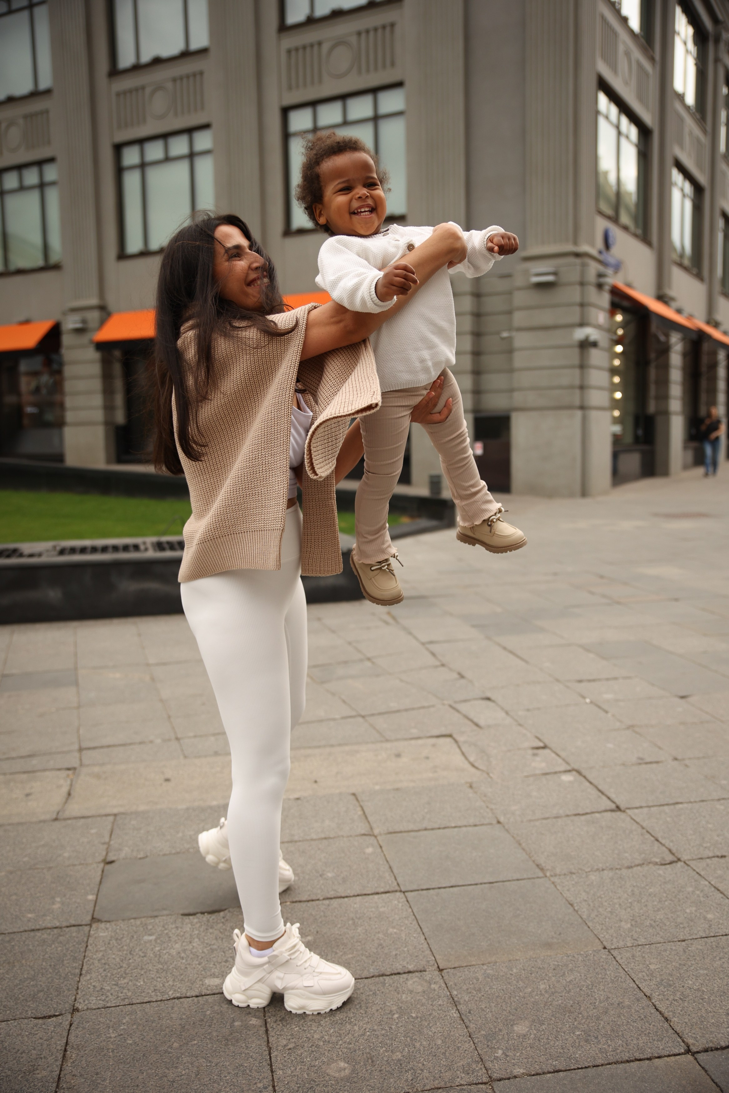 Фотосессия в Москве мама и дочка. Фотограф Владимир Москва