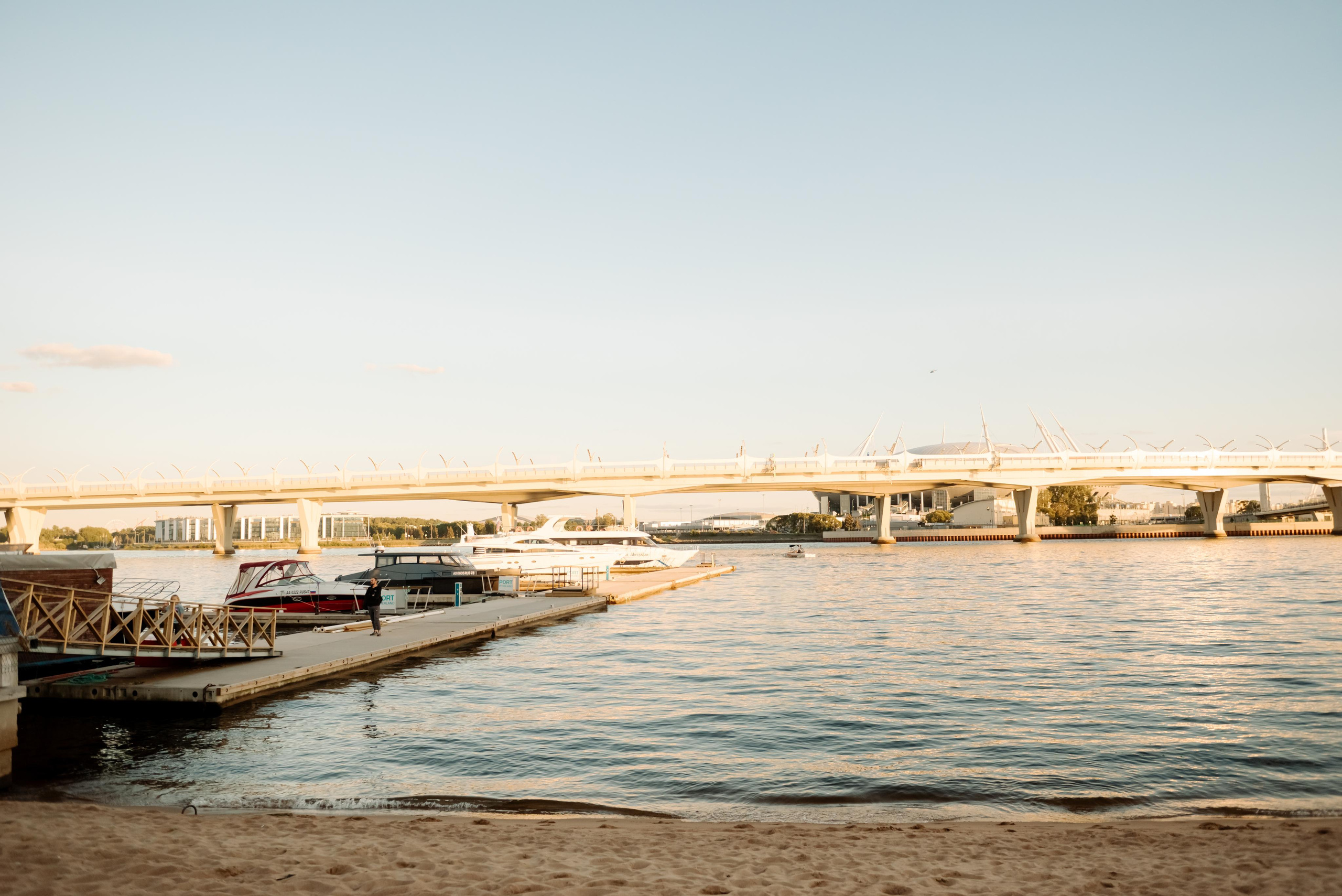 Прогулка по берегу. Свадебный и сеейный фотограф в Санкт-Петербурге Елена Худякова
