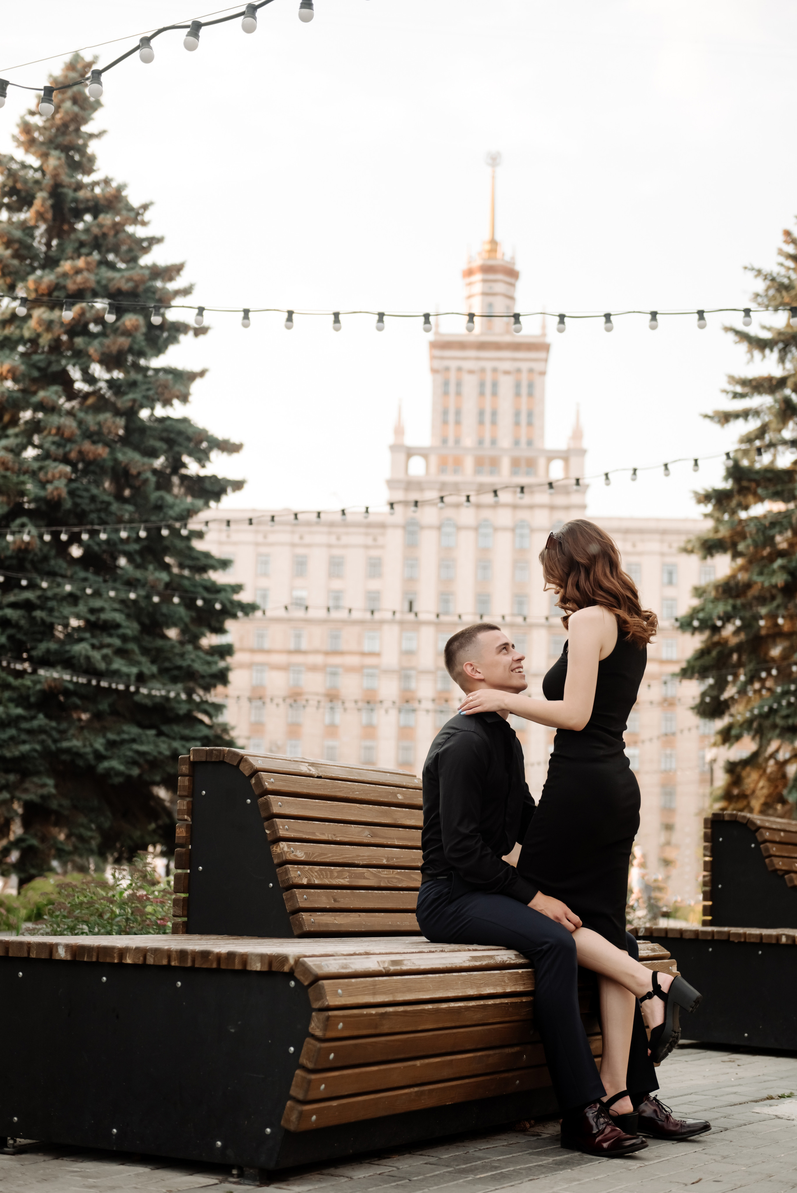 Фотосессия лавстори у&nbsp;университета