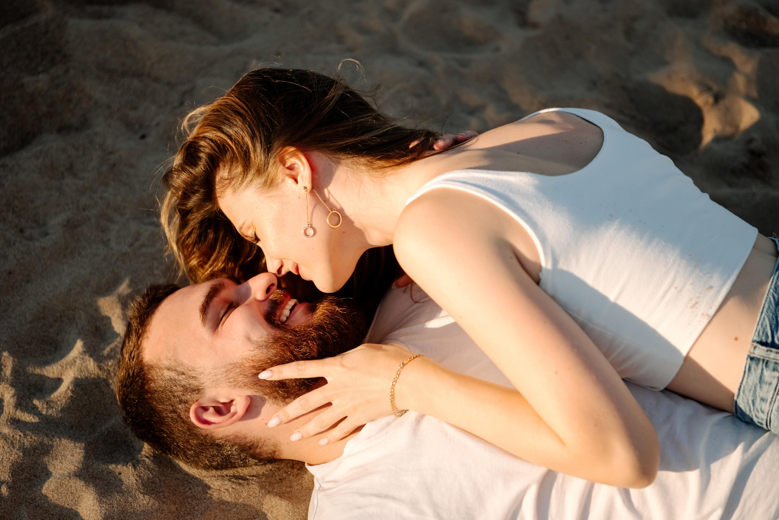 Прогулка по берегу. Свадебный и сеейный фотограф в Санкт-Петербурге Елена Худякова