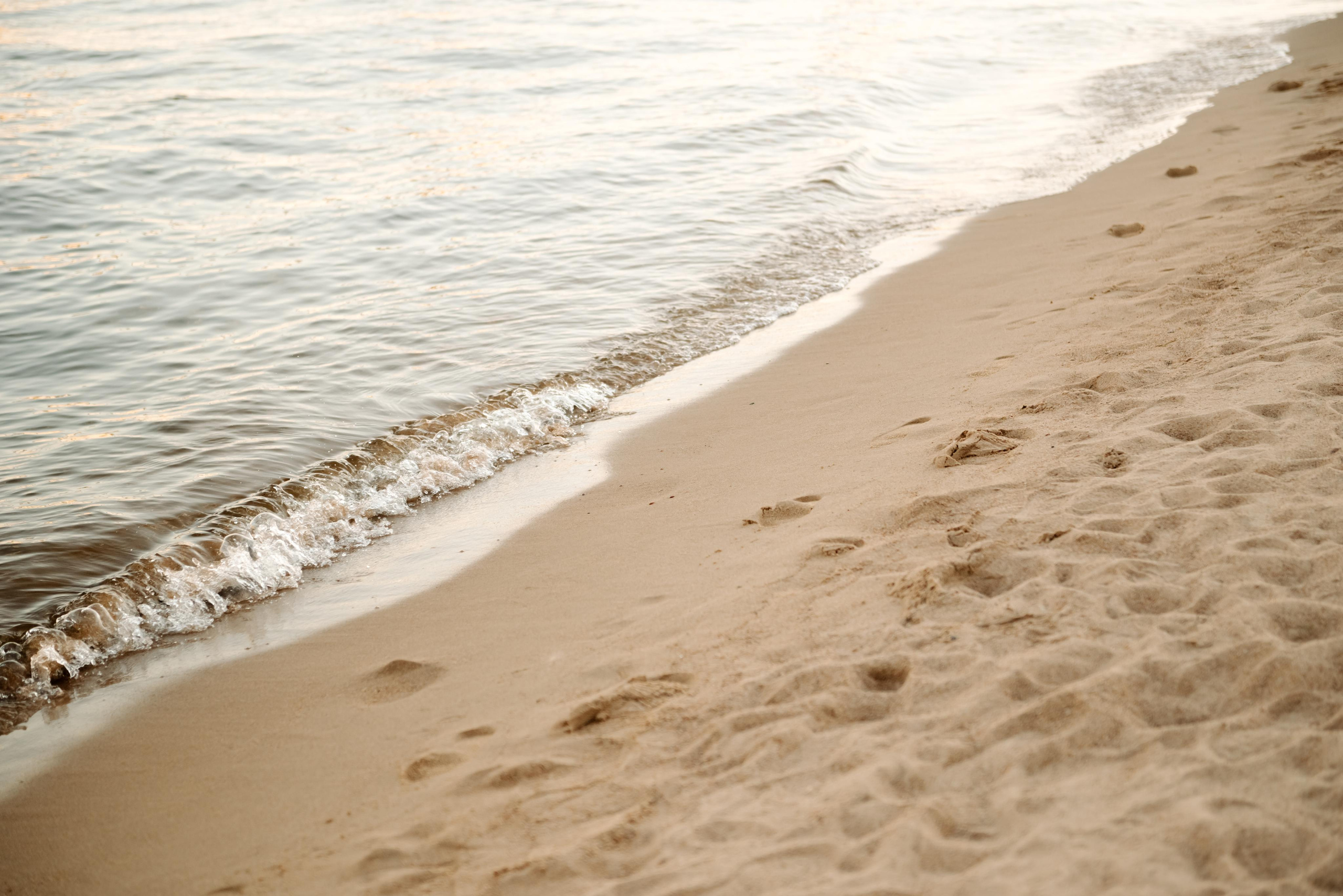 Прогулка по берегу. Свадебный и сеейный фотограф в Санкт-Петербурге Елена Худякова