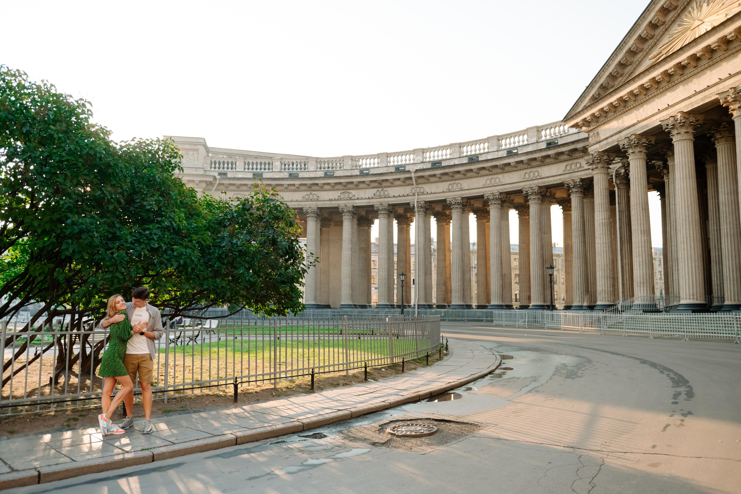 Даша и Даня. Питер утром. Свадебный и сеейный фотограф в Санкт-Петербурге Елена Худякова
