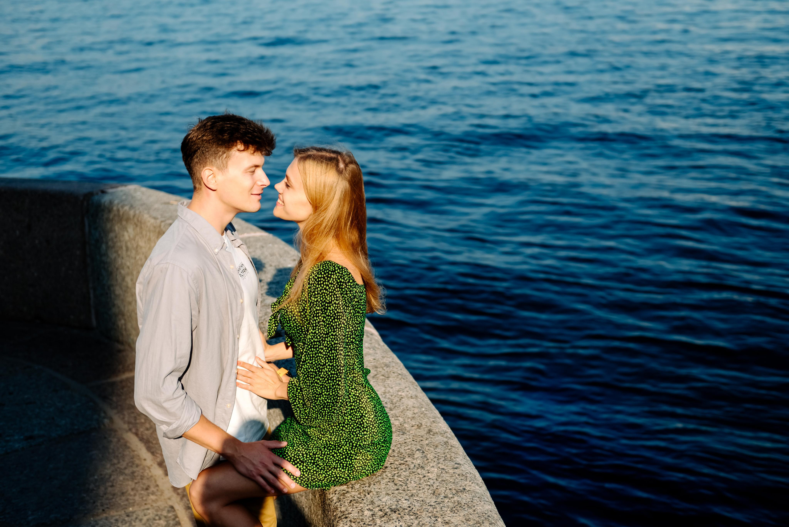 Даша и Даня. Питер утром. Свадебный и сеейный фотограф в Санкт-Петербурге Елена Худякова