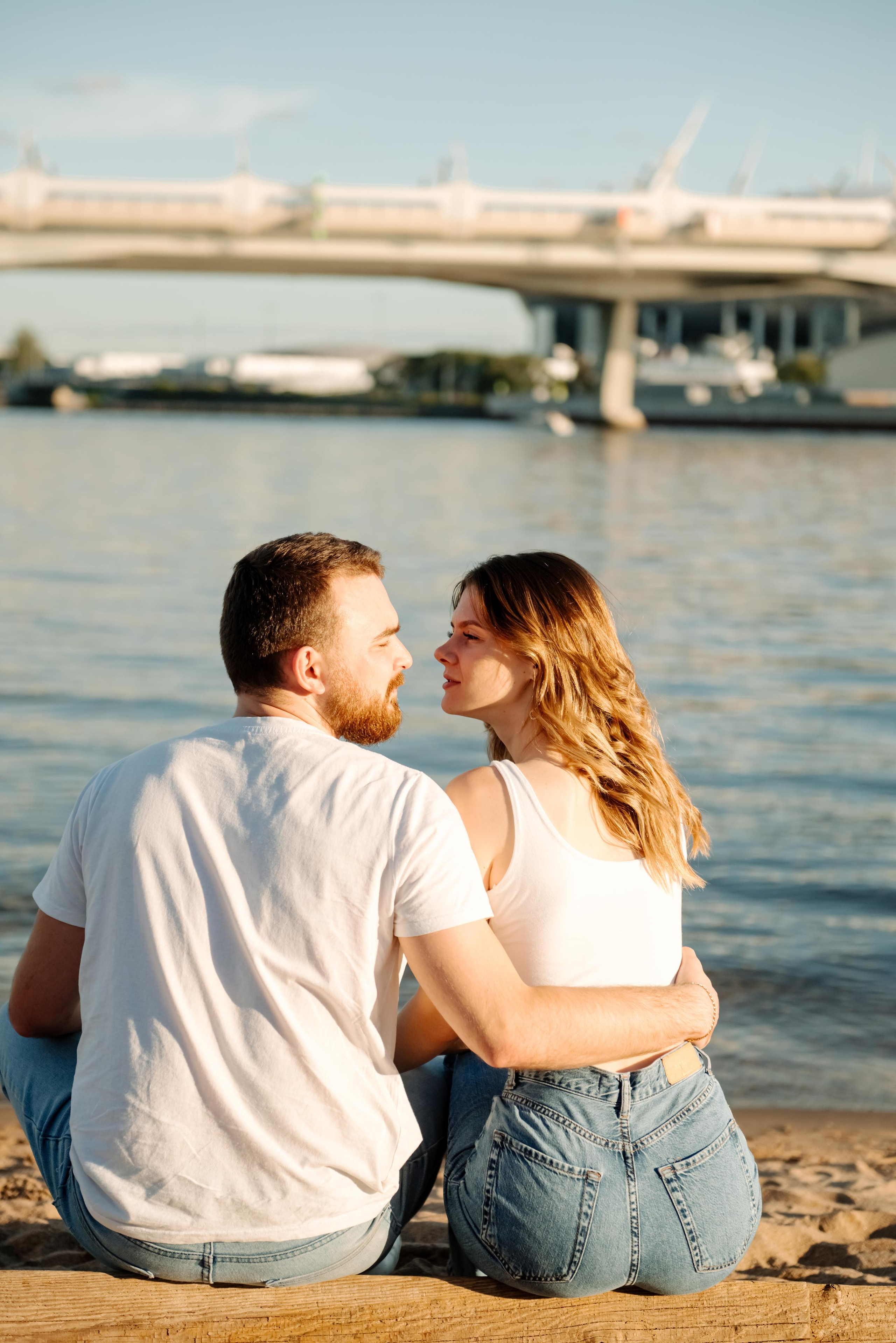 Прогулка по берегу. Свадебный и сеейный фотограф в Санкт-Петербурге Елена Худякова