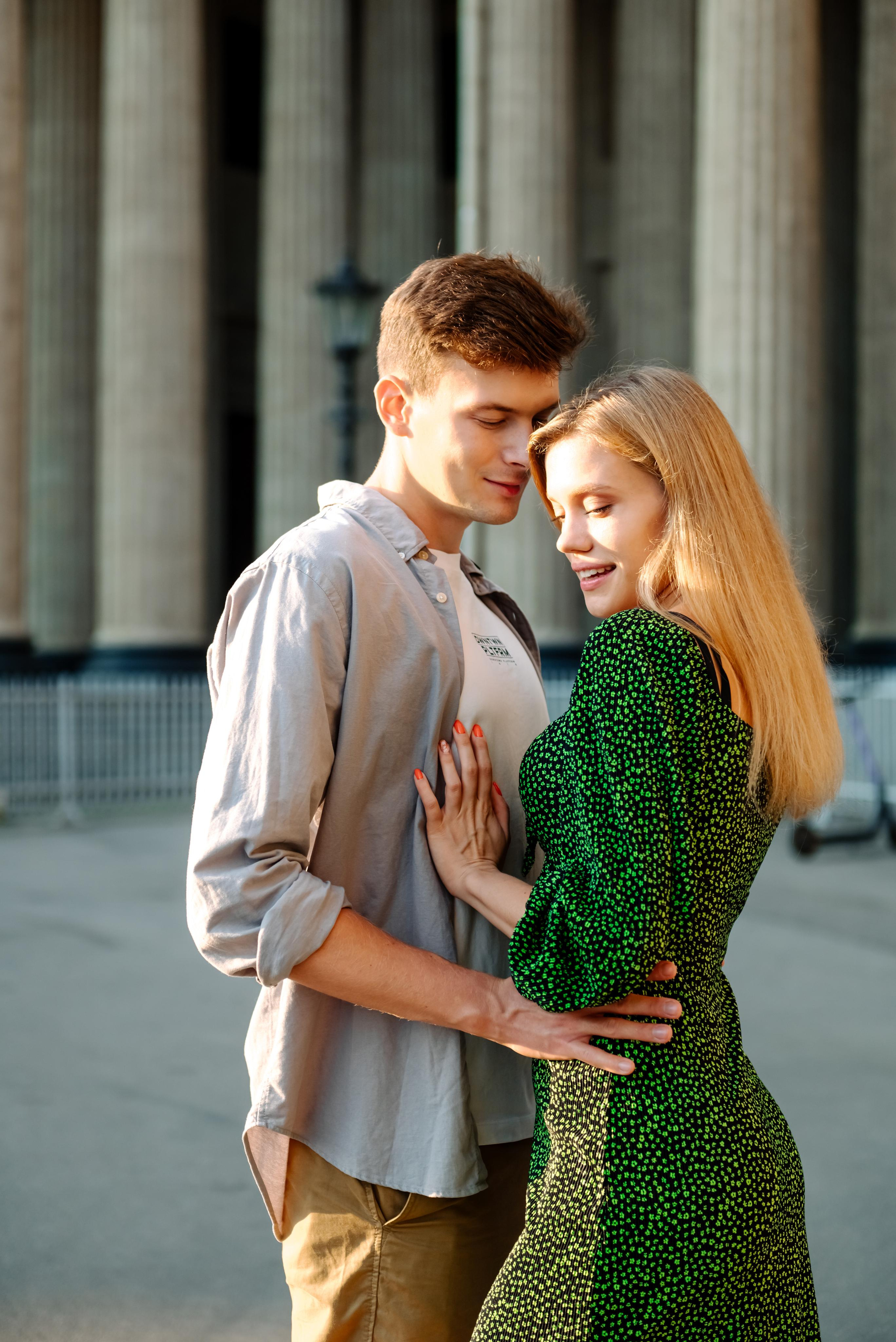 Даша и Даня. Питер утром. Свадебный и сеейный фотограф в Санкт-Петербурге Елена Худякова