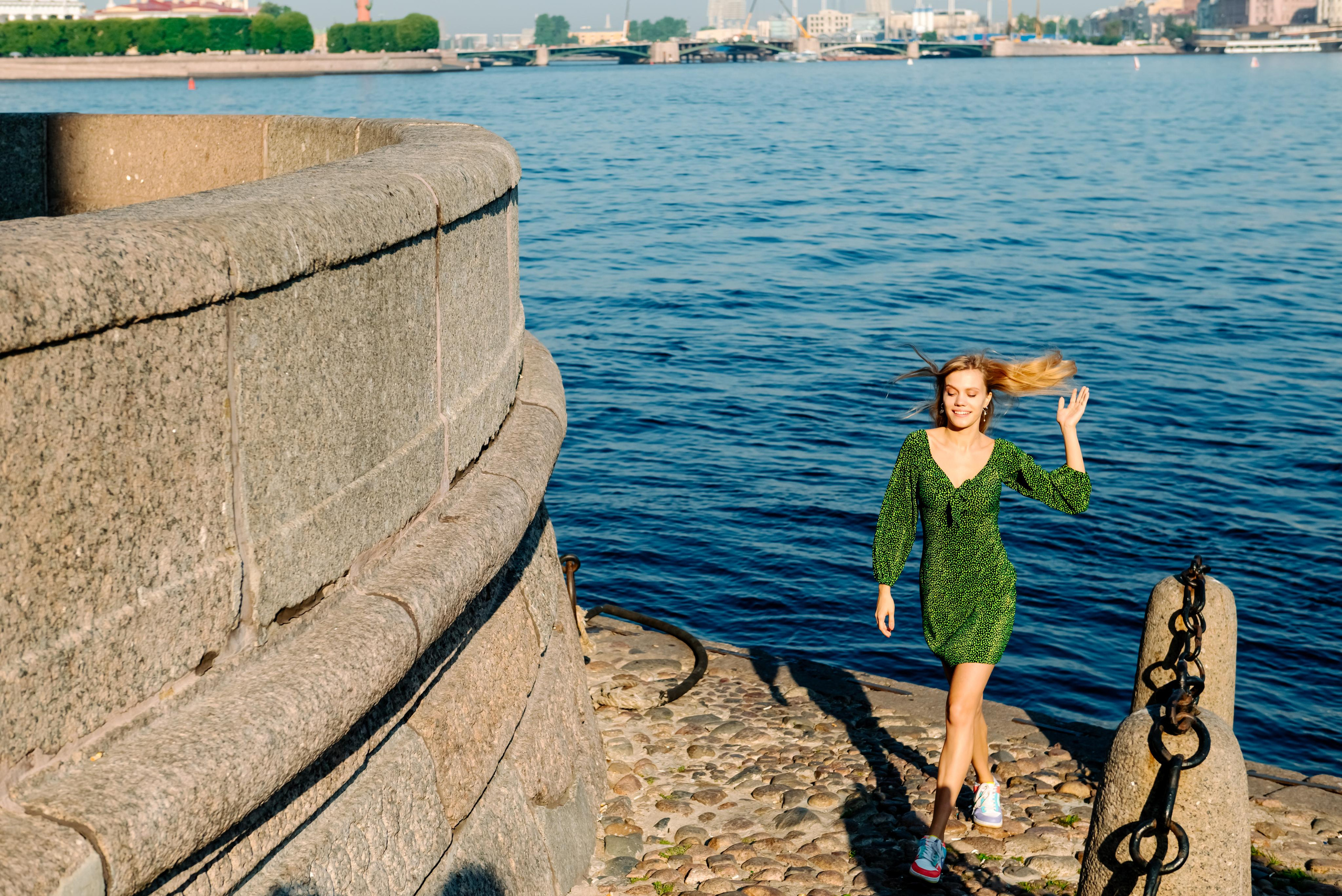 Даша и Даня. Питер утром. Свадебный и сеейный фотограф в Санкт-Петербурге Елена Худякова
