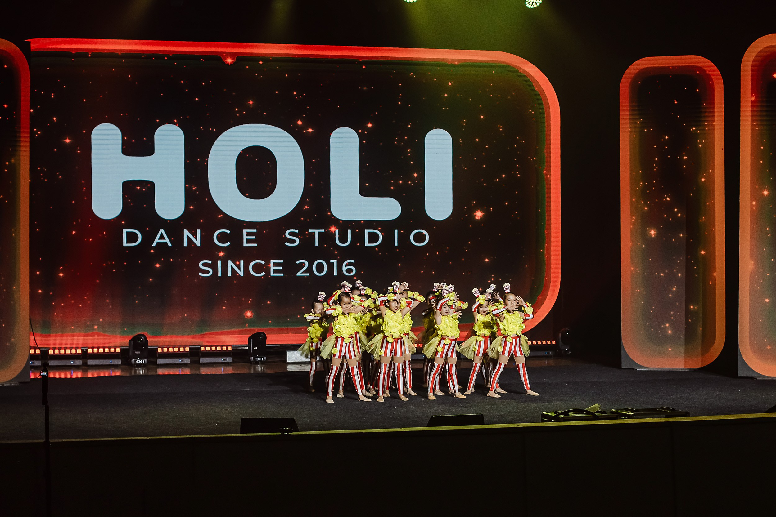 10 лет Holi Fance Studio | Part 1. Кипятком Павлодар