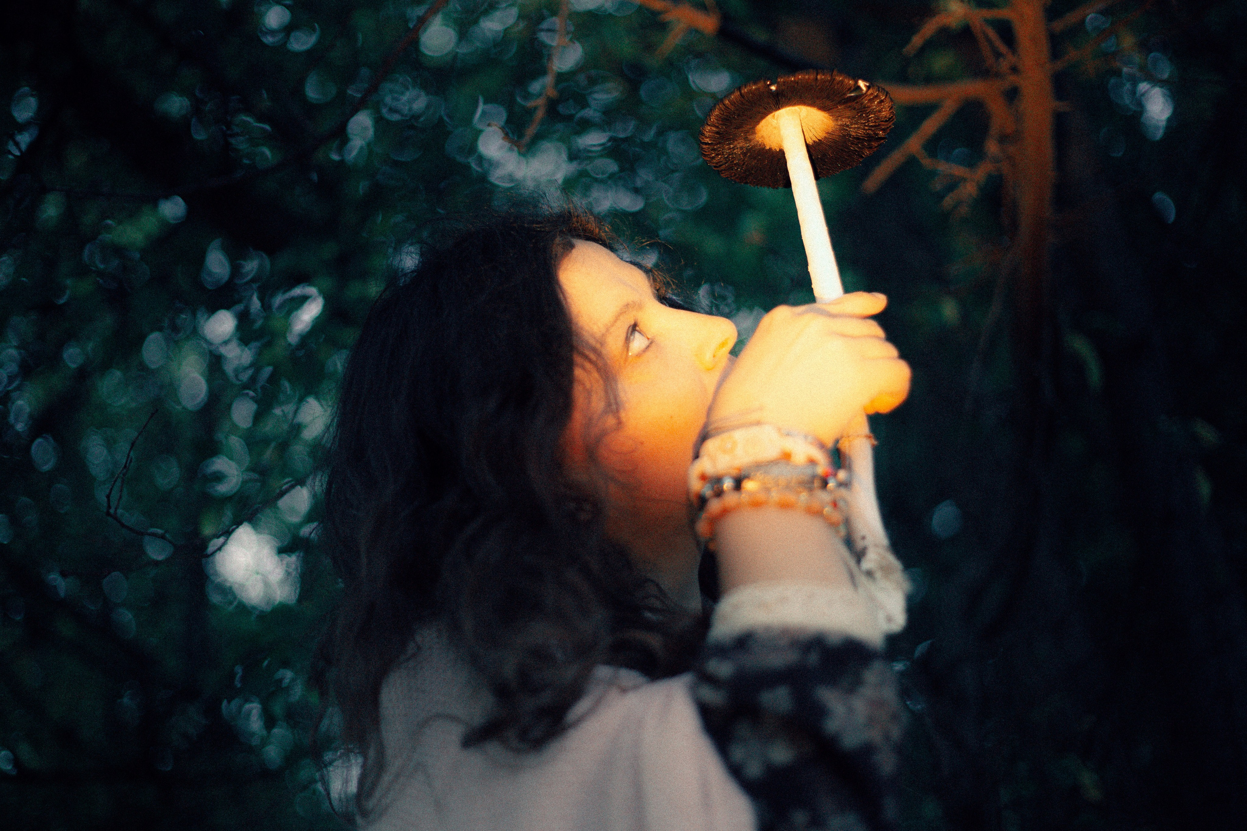 Лес. Колдунья. И волшебные грибы. Арт-фотограф Крис Л. в Тобольске: портрет, семейные, свадьбы