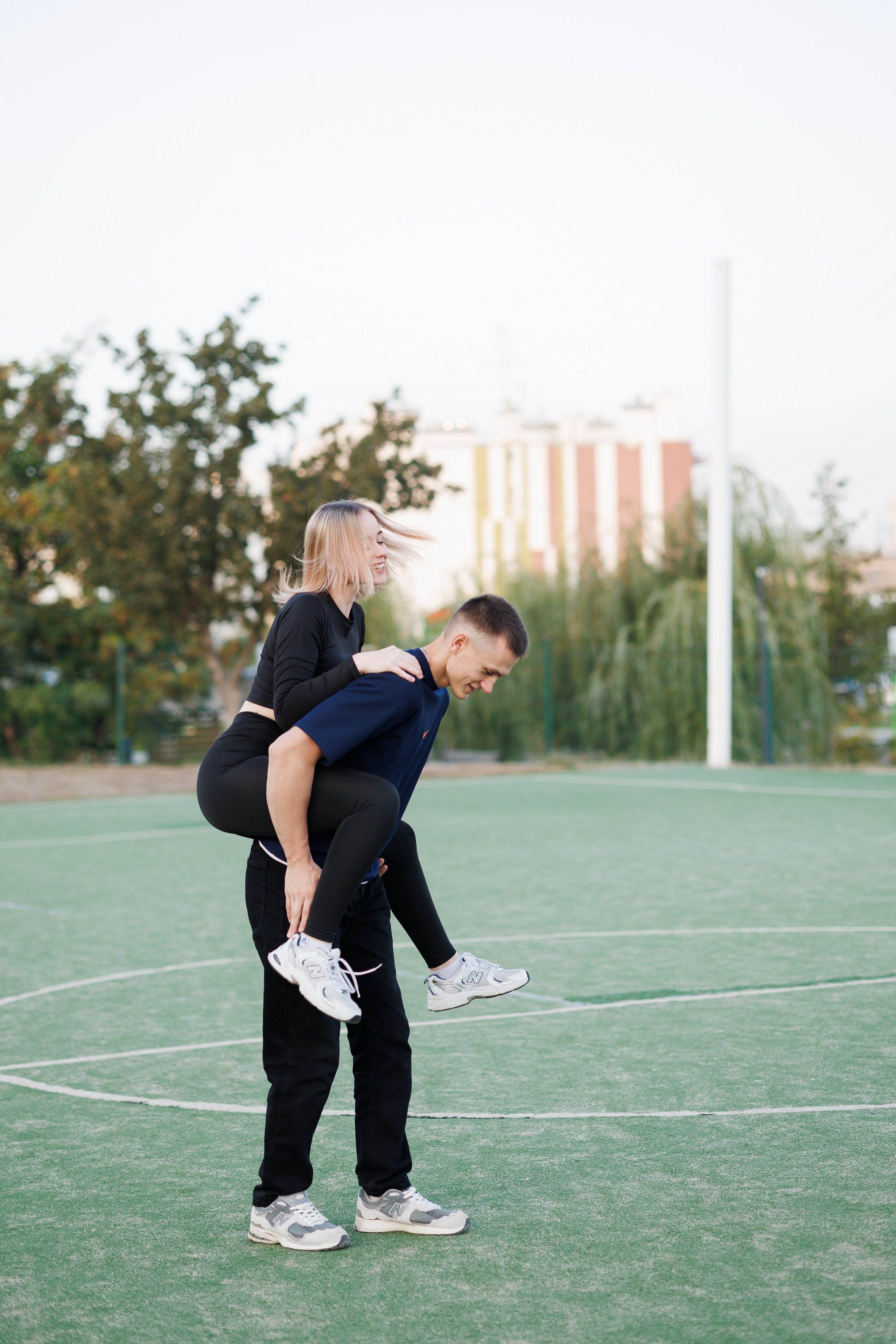 На спорт площадке (Настя+Игорь). Photograph Svetlana Volkova