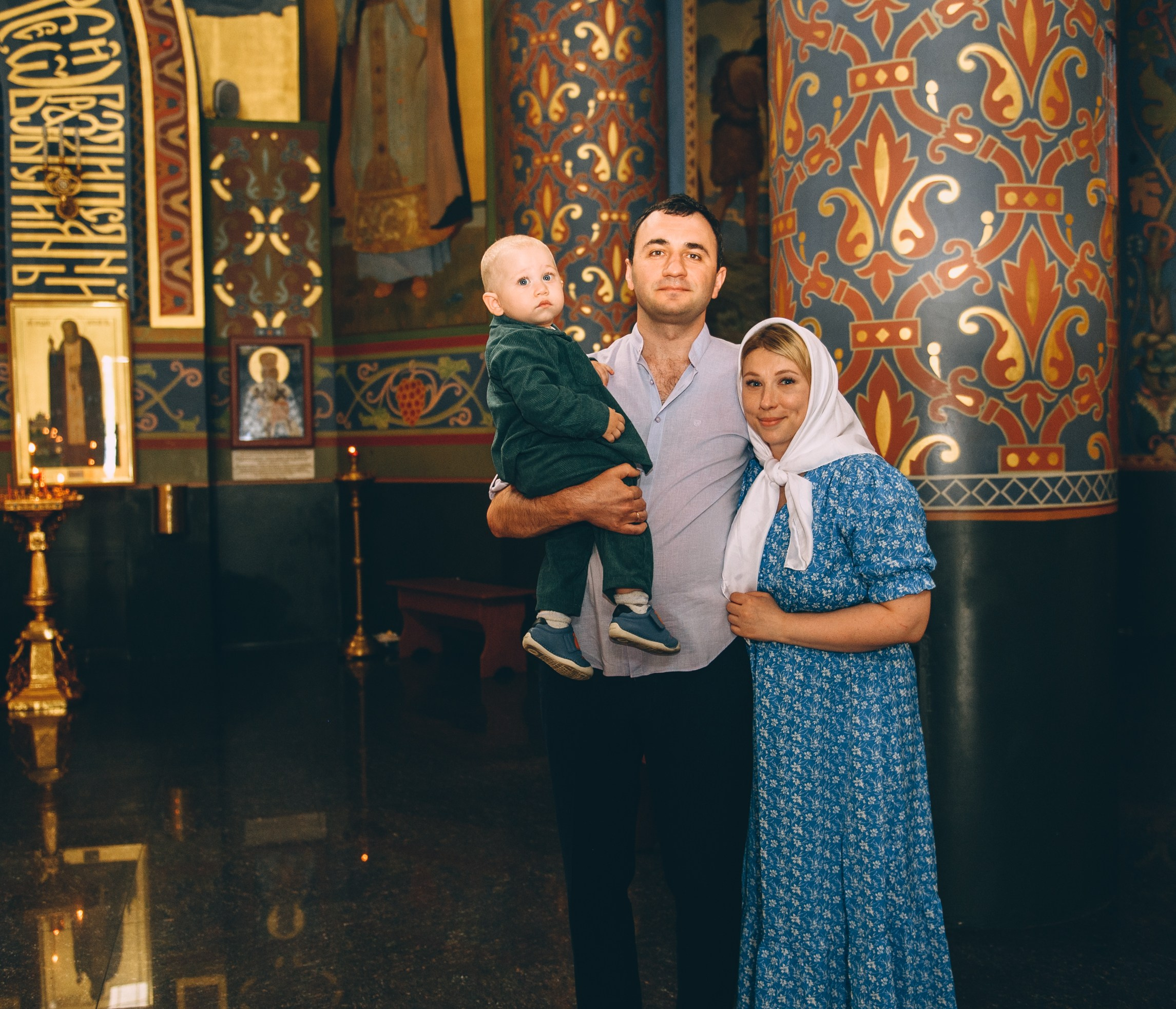 Крещение в храме Нерукотворного Образа Христа Спасителя. Свадебный и семейный фотограф София Невская