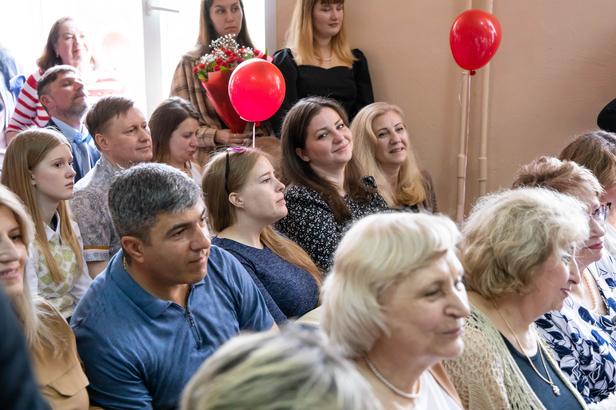 Последний звонок 11 кл. Свадебный фотограф в городе Подольск МО и Москва Крылова Ирина