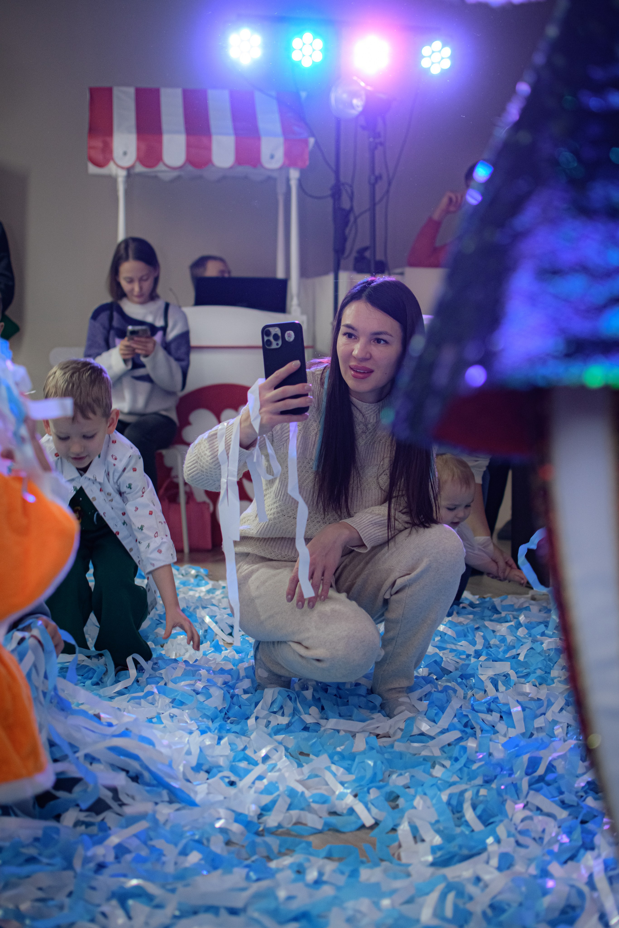 HAPPY NEW YEAR. Photokarish