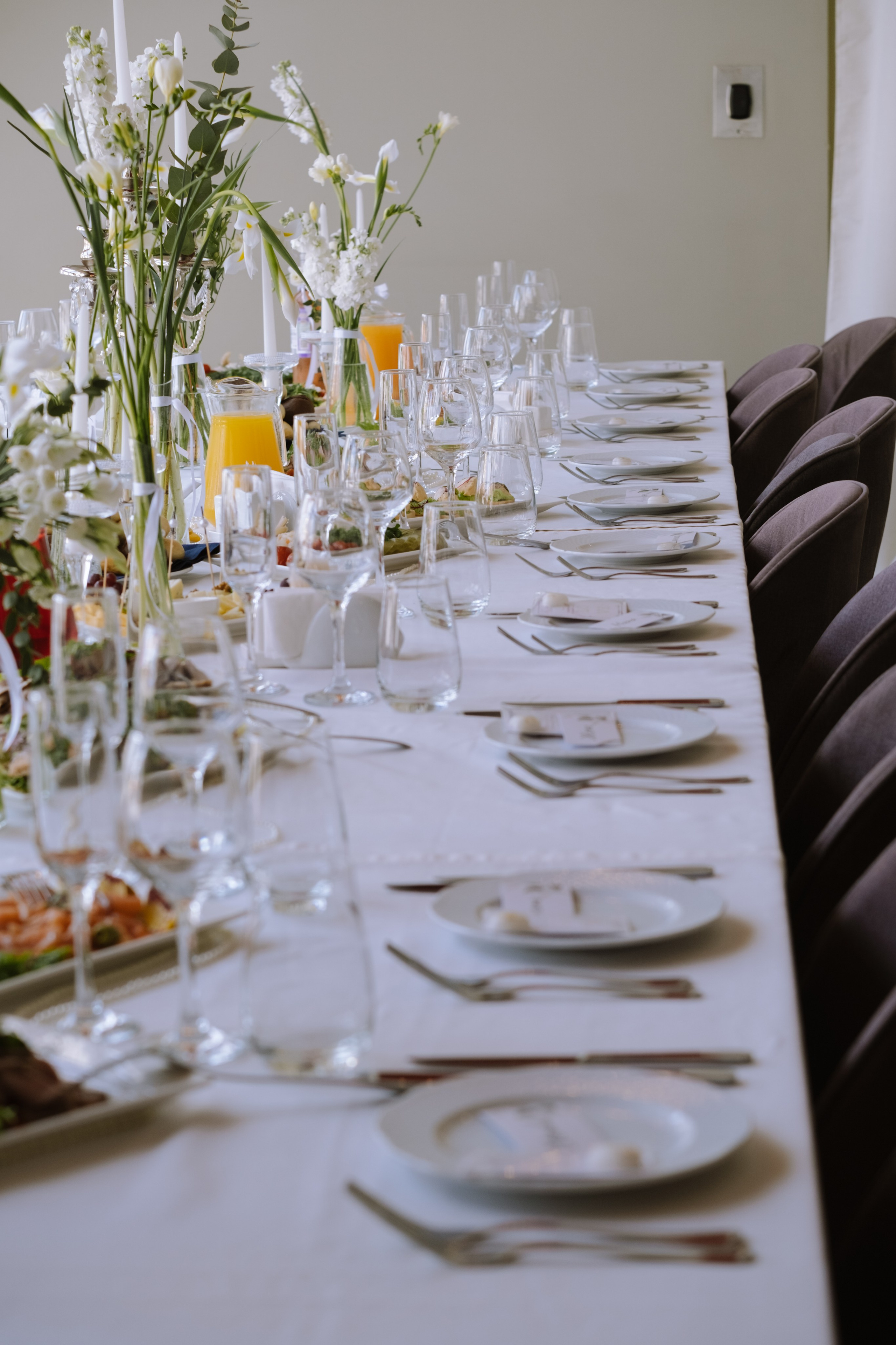 СВАДЕБНЫЙ БАНКЕТ НА ВЛАДИМИРСКОЙ В САНКТ-ПЕТЕРБУРГЕ (КАМЕРНАЯ СВАДЬБА). Профессиональный фотограф, Санкт-Петербург — Виктория Богомолова