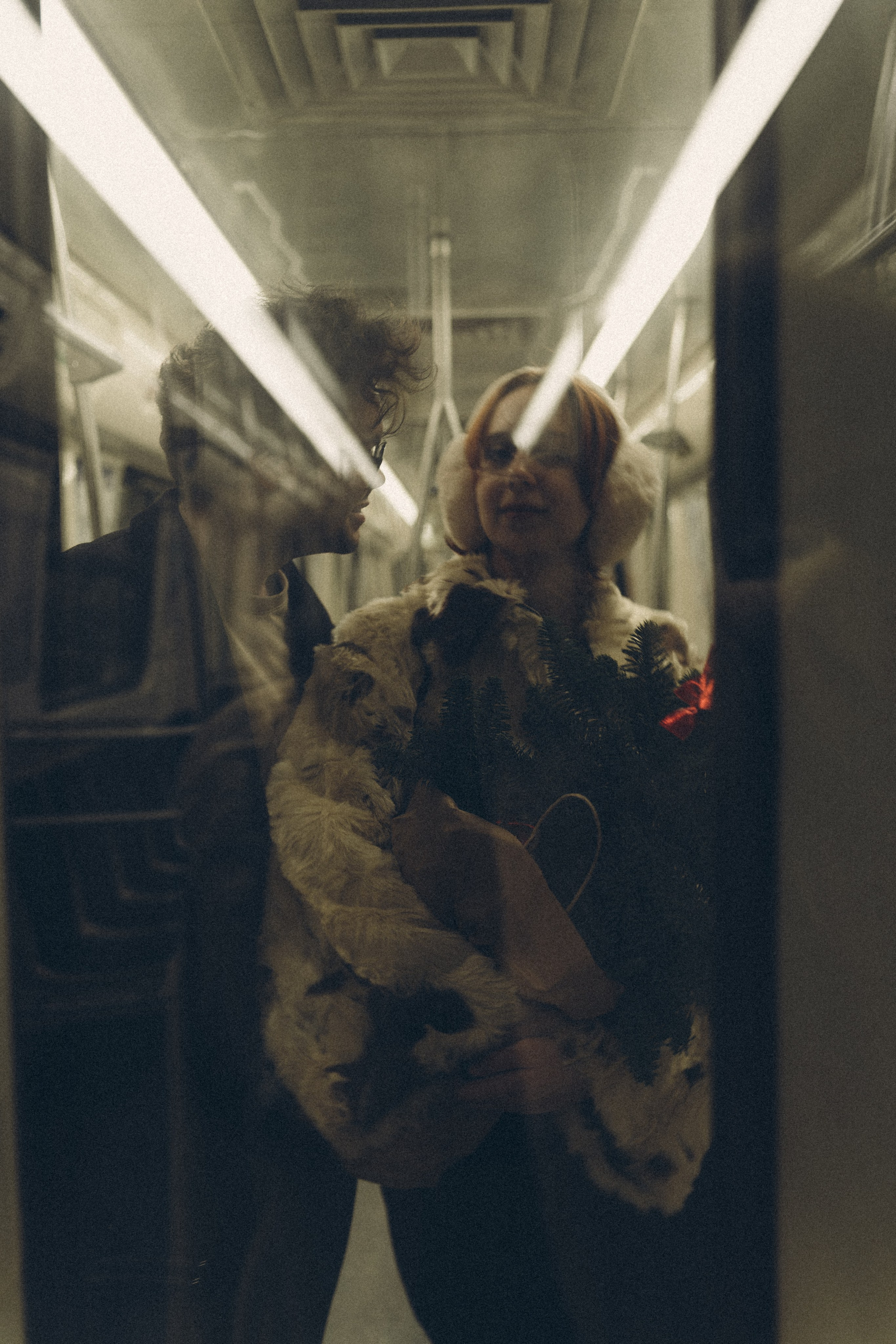 НОВОГОДНЯЯ ФОТОСЕСИИЯ ПАРЫ В МЕТРО ЛЮБОВЬ. Профессиональный фотограф, Санкт-Петербург — Виктория Богомолова