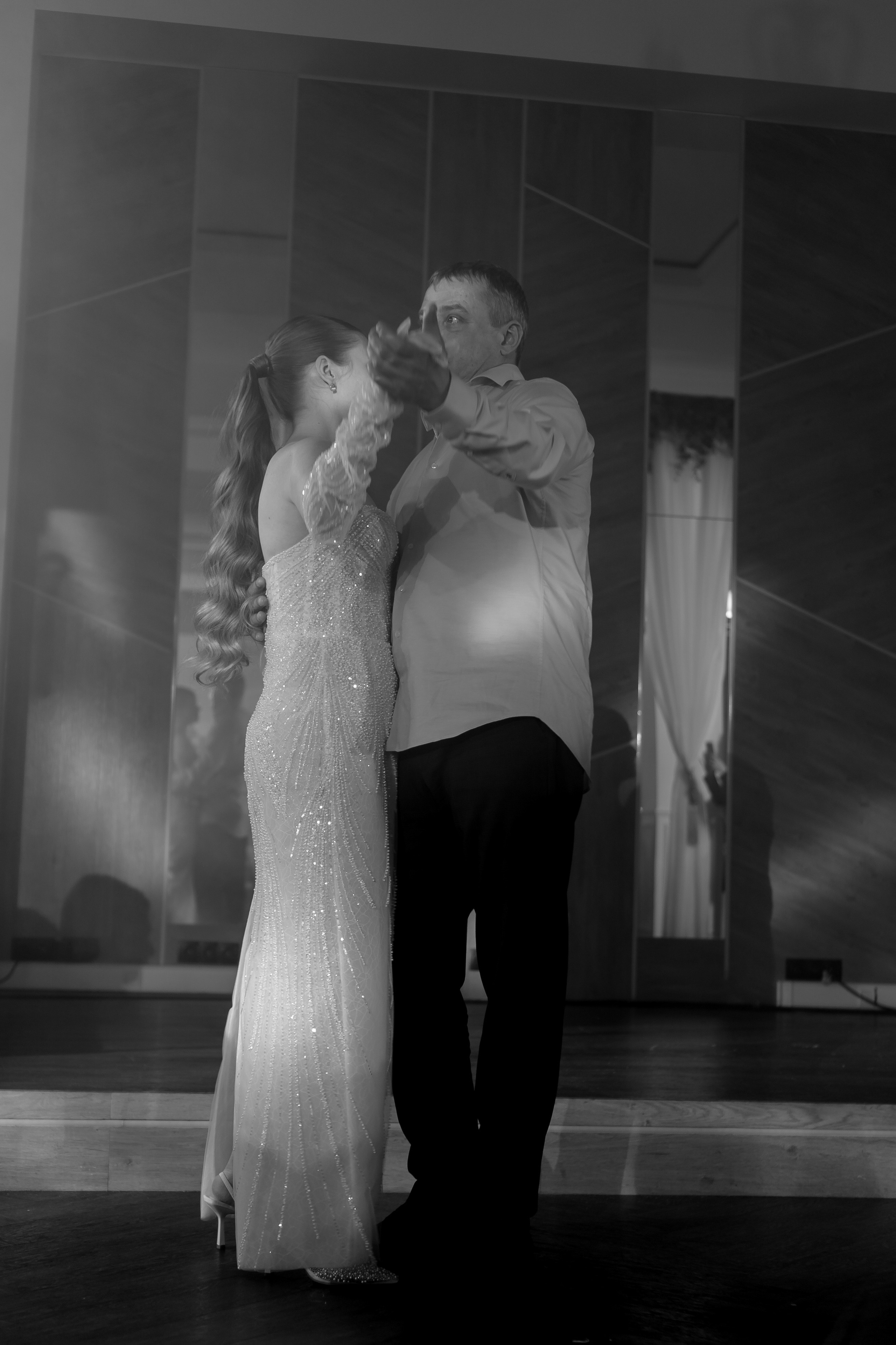 СВАДЕБНАЯ СЬЕМКА СБОРОВ В ОТЕЛЕ И ВЫЕЗД НА ЦЕРЕМОНИЮ (СНЯТО В СИБИРЕ В НИЖНЕВАРТОВСКЕ). Профессиональный фотограф, Санкт-Петербург — Виктория Богомолова