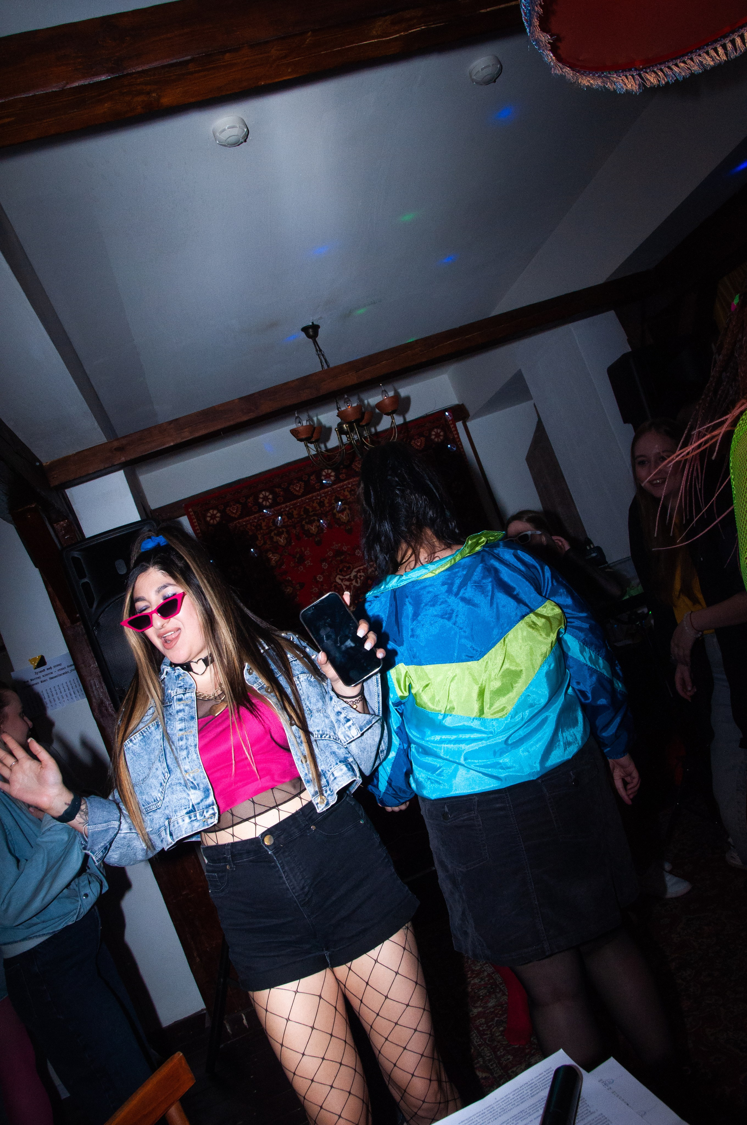 Вечеринка 90-тые. Фотограф Катя Щербина