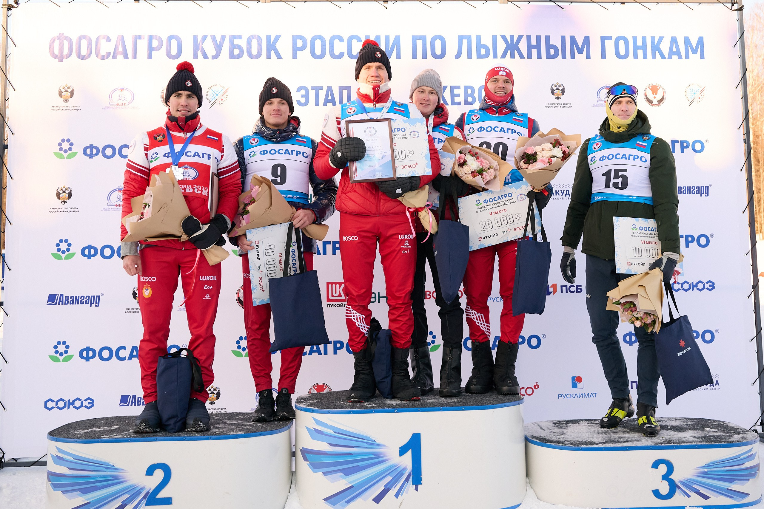 VI этап ФосАгро Кубка России по лыжным гонкам. Спринт. Ижевск 25.01.2025. Спортивный репортажный фотограф в Ижевске Сергей Мерзляков