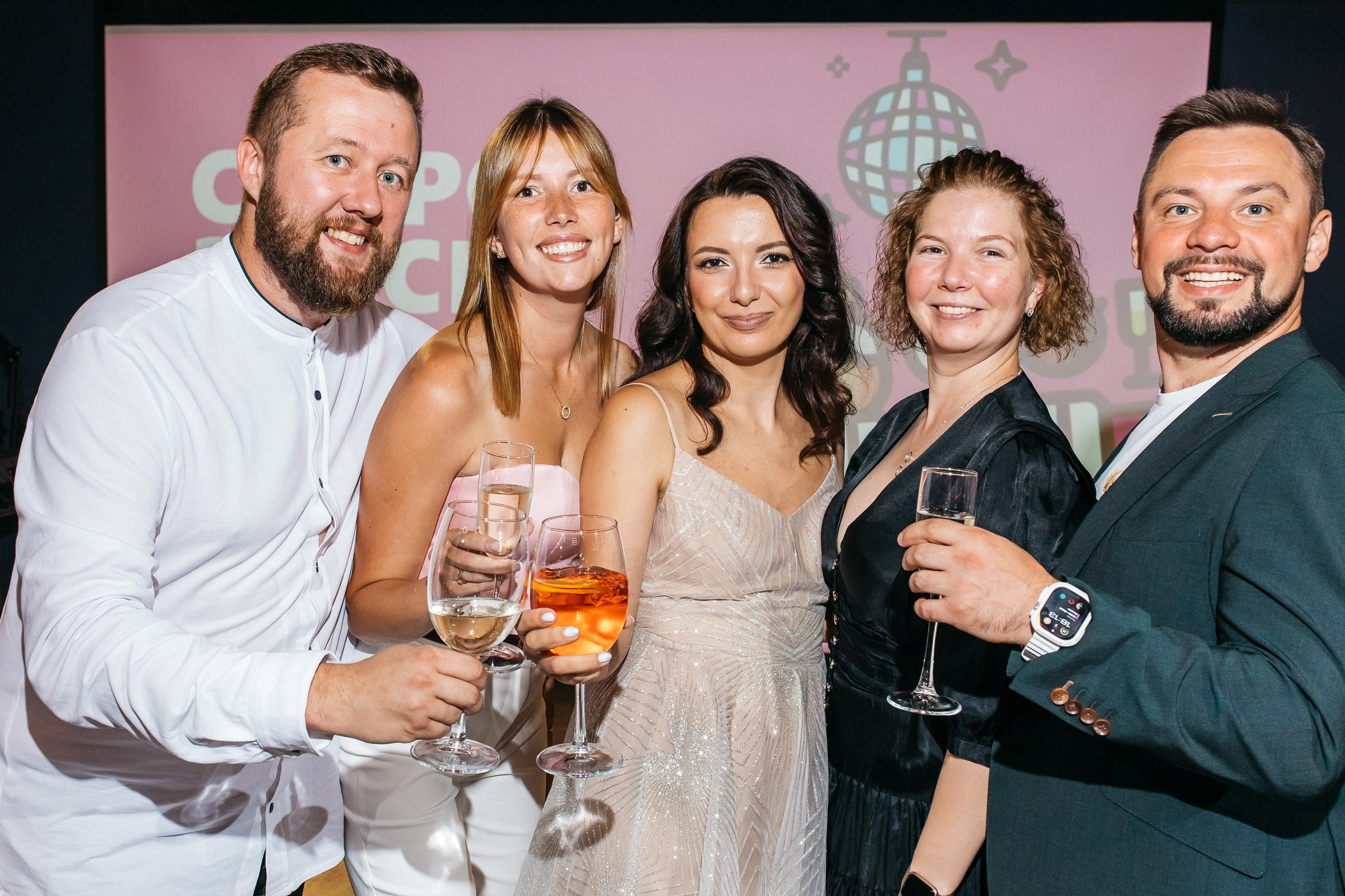 Позитивный репортажный фотограф на День Рождение, юбилей Питер