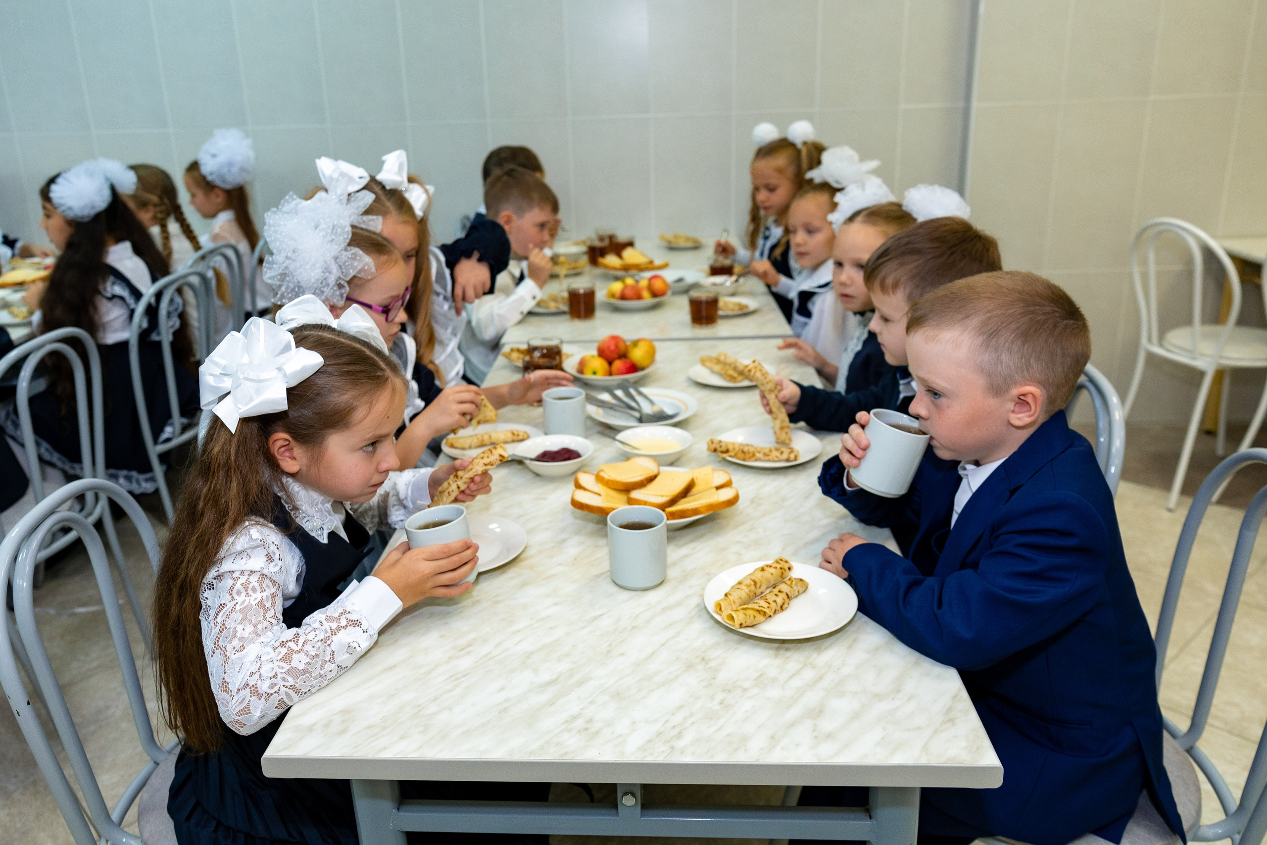1 сентября. Дарья Бухреева — фотограф, видеограф и фототерапевт. Москва и мир