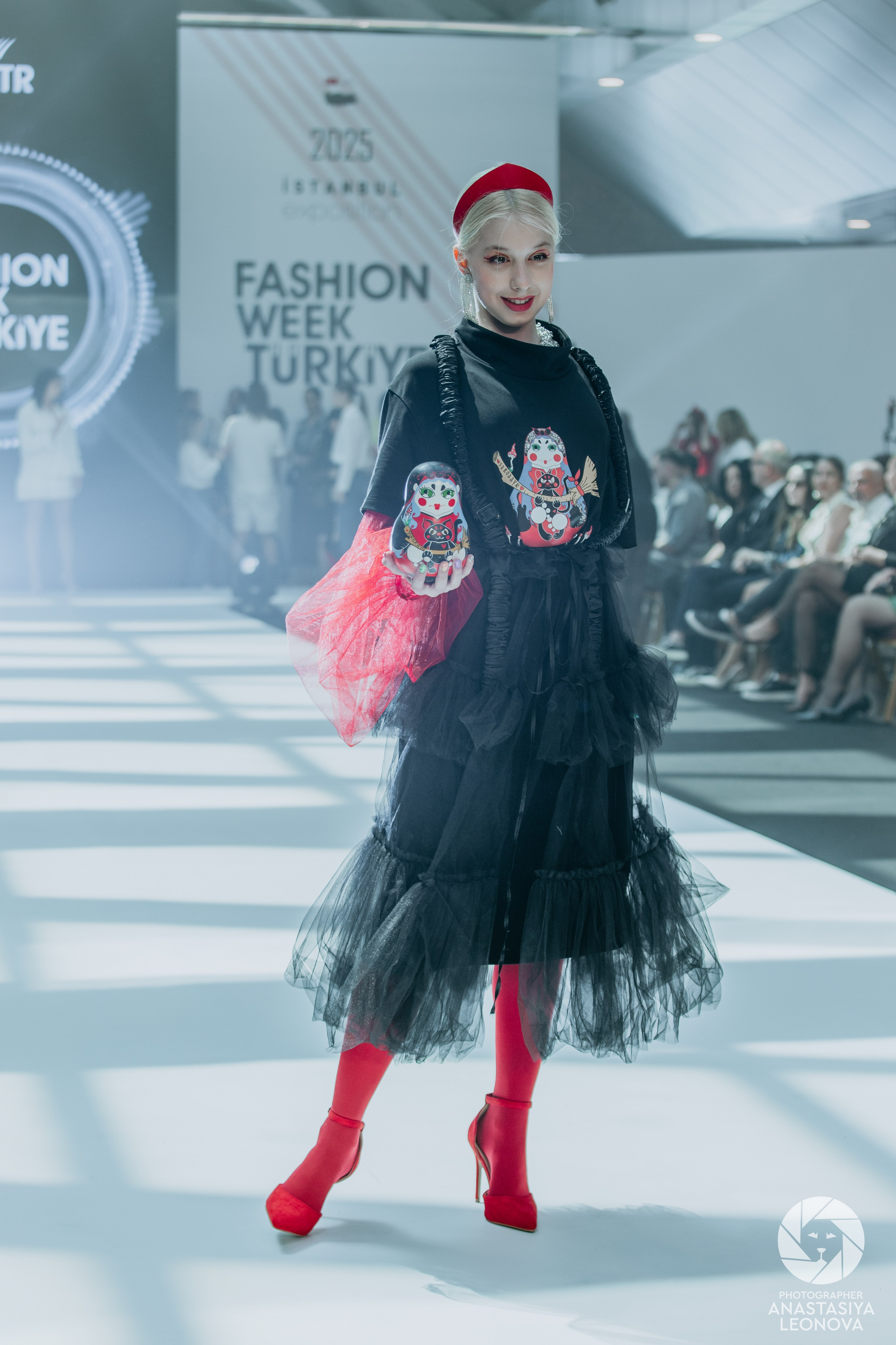 Fashion Week Türkiye [spring, 2025]. Anastasia Leonowa