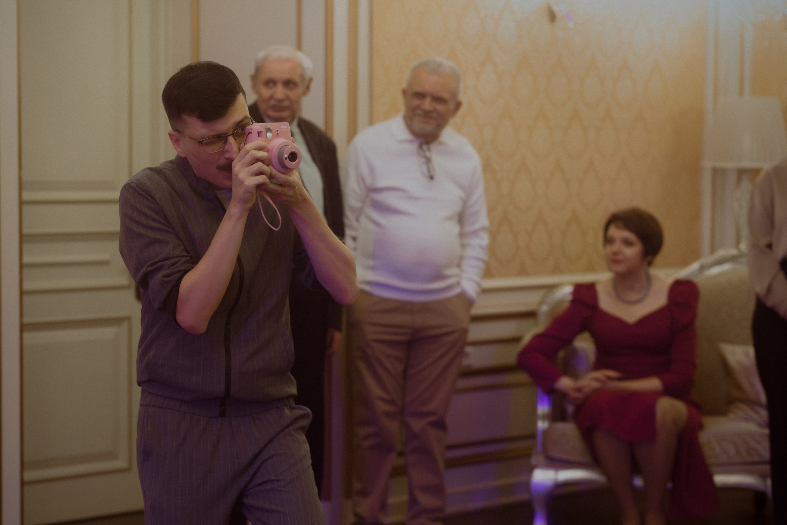 Welcome back to your own dinner party. Фотограф Лия Козловская Минск