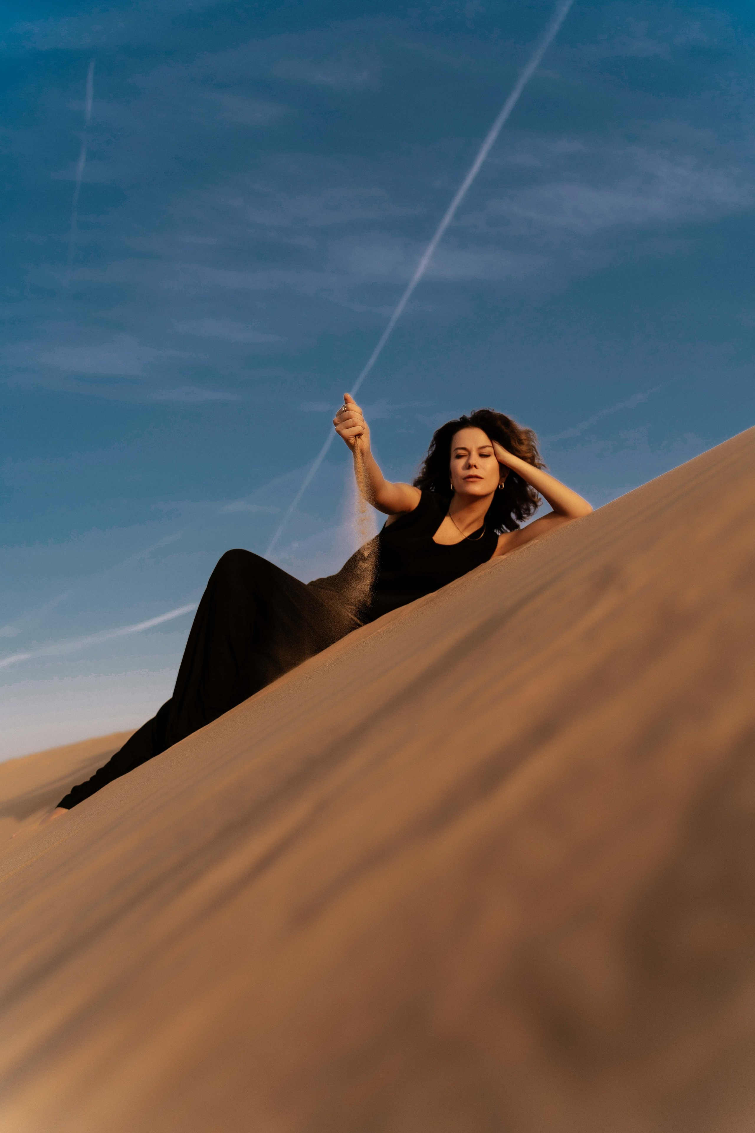 Наташа в пустыне 22 год. Фотограф и видеограф в Москве и Абу Даби Мария Кулагина