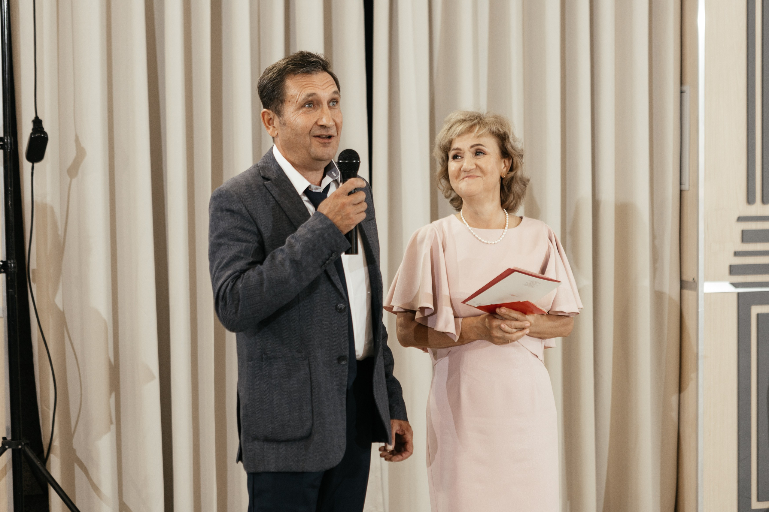 Свадебный фотограф Уфа — Руслан ГабдлисламовЖивые эмоции, красивые кадры, воспоминания на всю жизнь.Работаю по всей Республике Башкортоста. Свадебный фотограф Уфа Руслан Габдлисламов