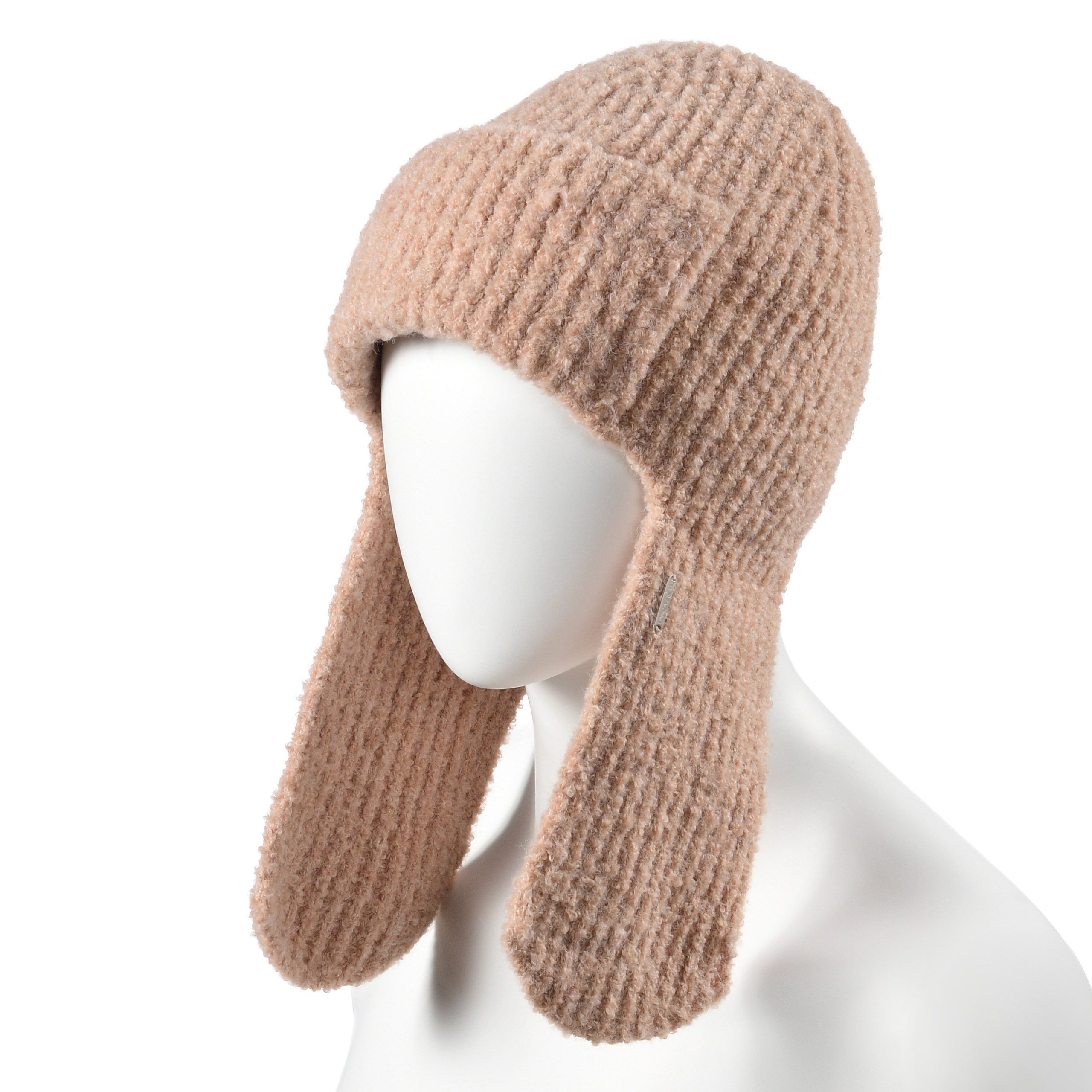 Фотосъемка шапок и головных уборов в Москве. Предметная фотосъемка для маркетплейсов в Москве. Предметный фотограф Дмитрий Дрогунов