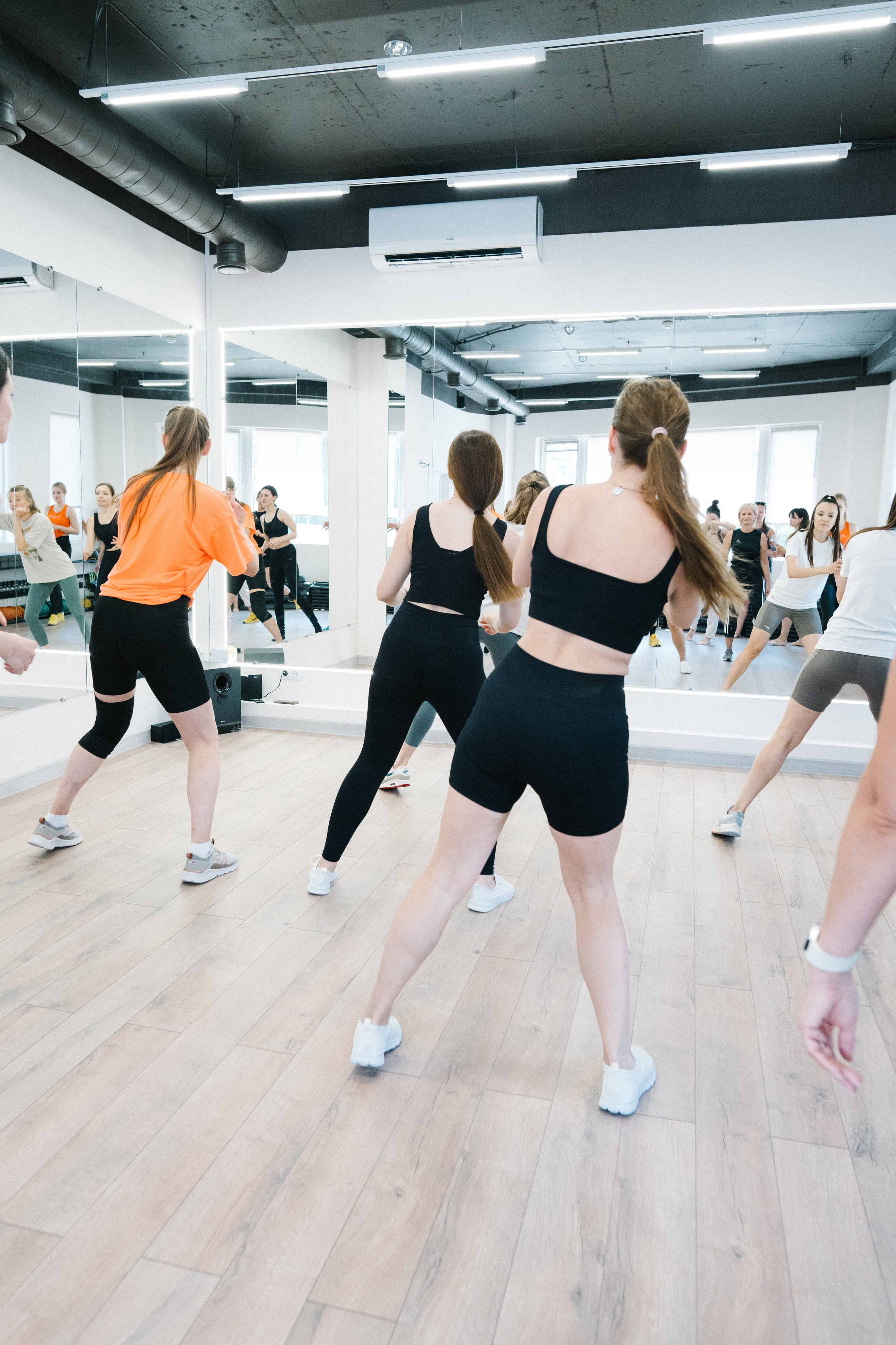 Открытие студии фитнеса «Фитнес Здесь». Профессиональный фотограф Геленджик, Новоросийск Виктория Цейс