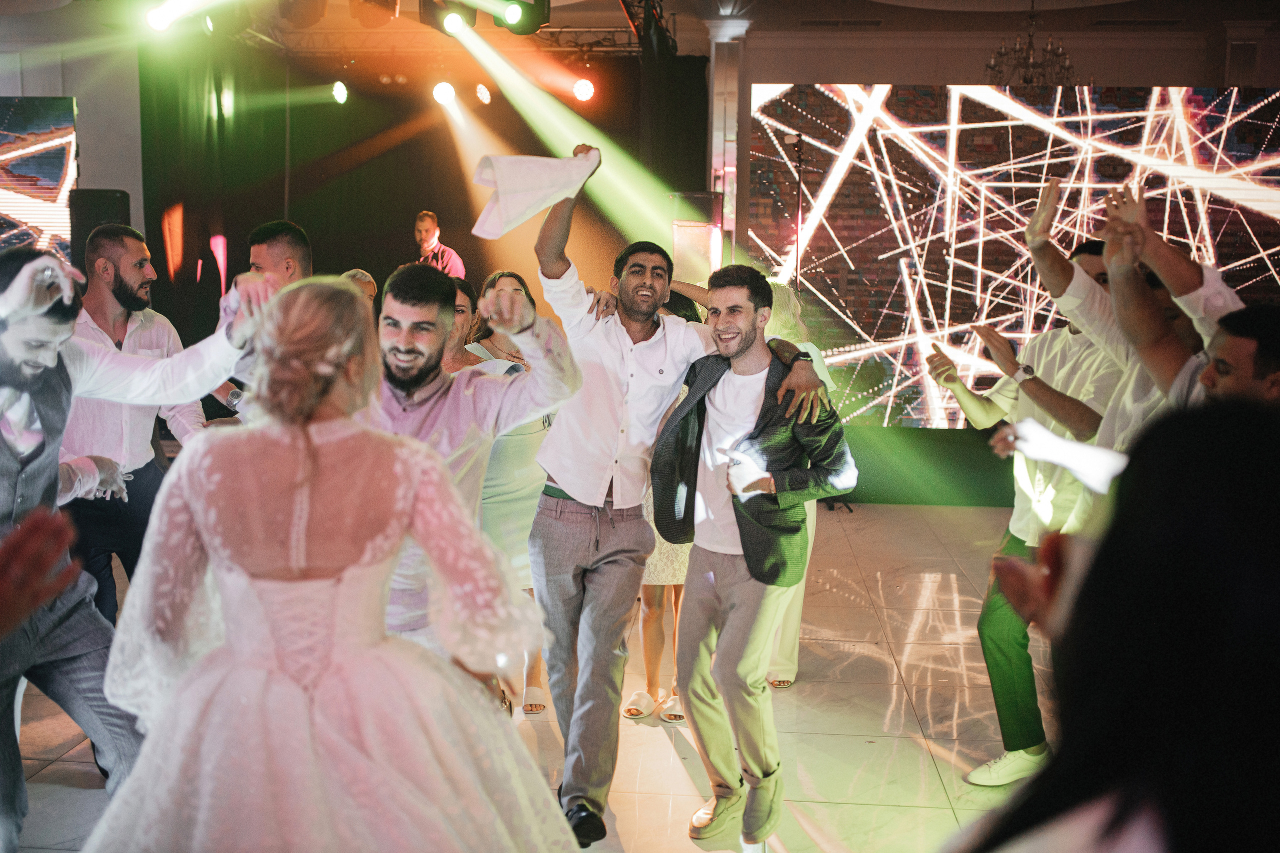 Артем и Настя. Свадебный фотограф в Ростове-на-Дону Олег Майер