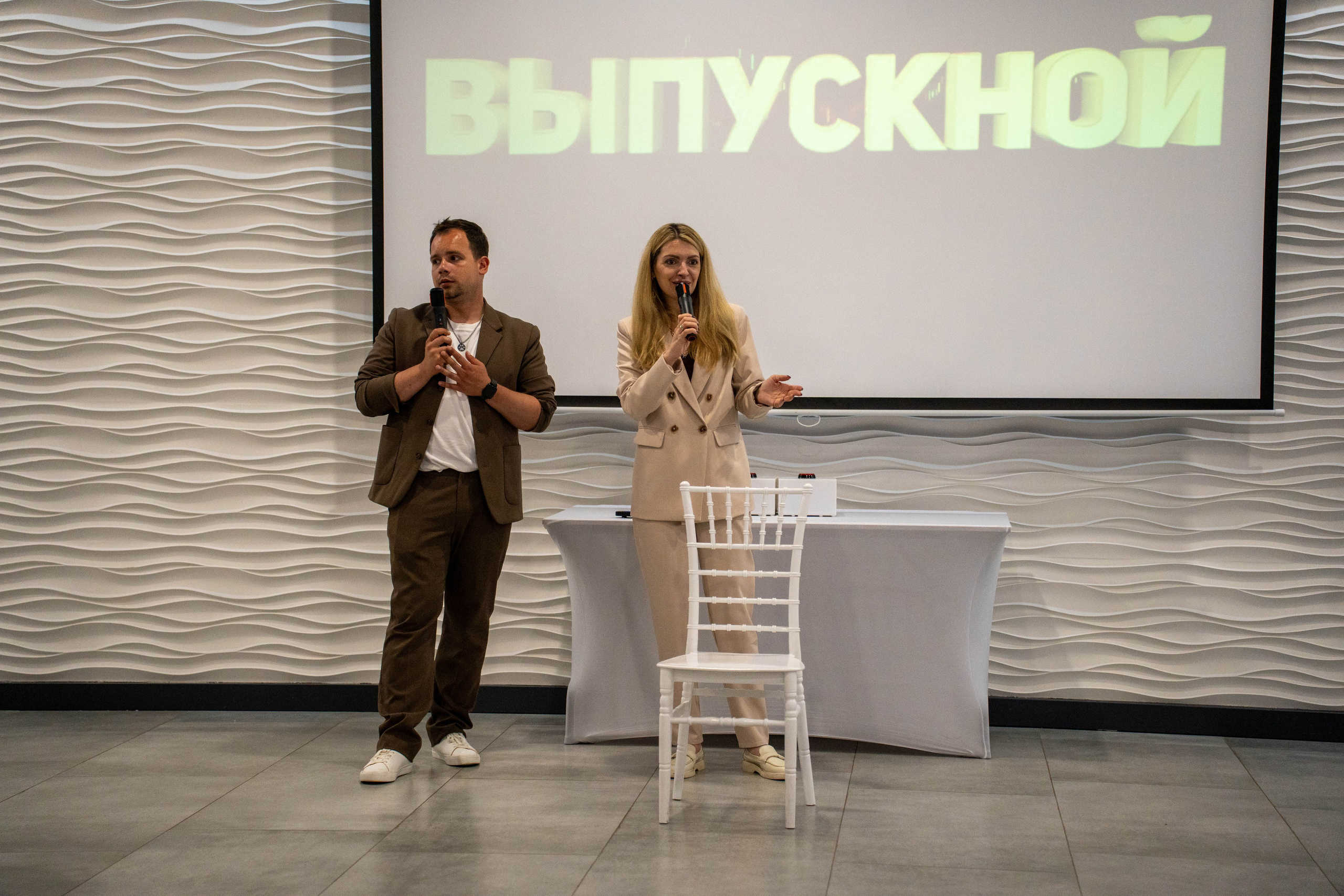 Выпускной праздник 26.06.2026. Коммерческий и художественный фотограф и видеограф в Москве Арсений Тургенев