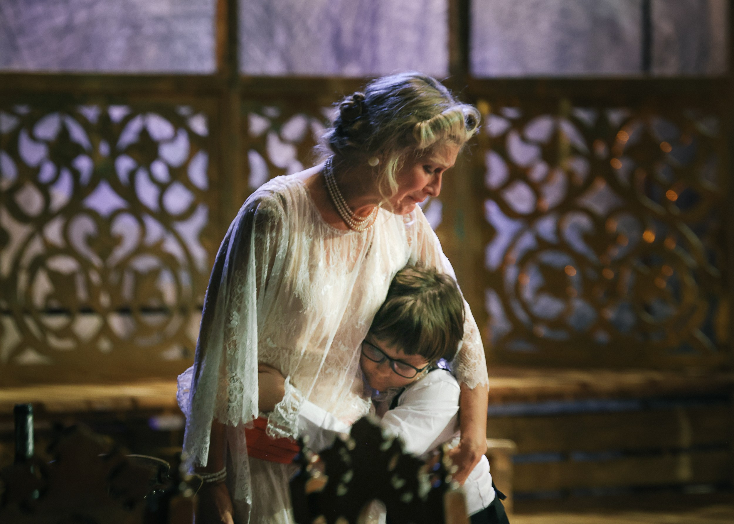 Весёлая женщина. Театр Эрмитаж. Репортажный, архитектурный, театральный и файн-арт фотограф Лена Мельникова в Москве