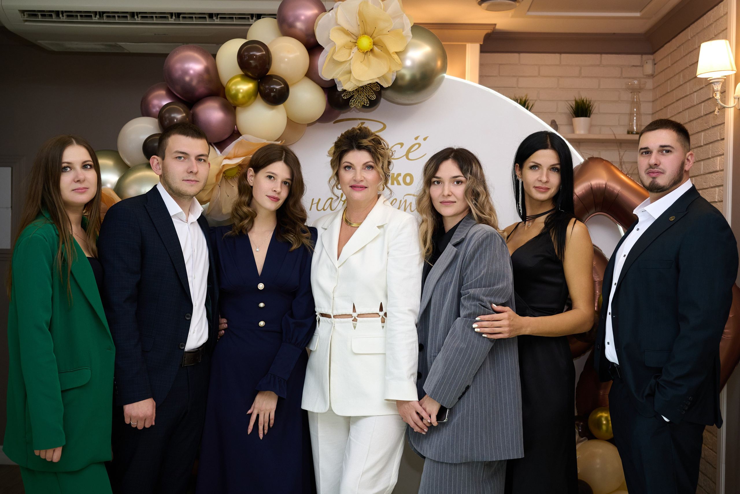 Фотосъемка юбилея Валентины. Профессиональный фотограф Старый Оскол, Губкин — свадьба, венчание, крещение, юбилей и день рождения