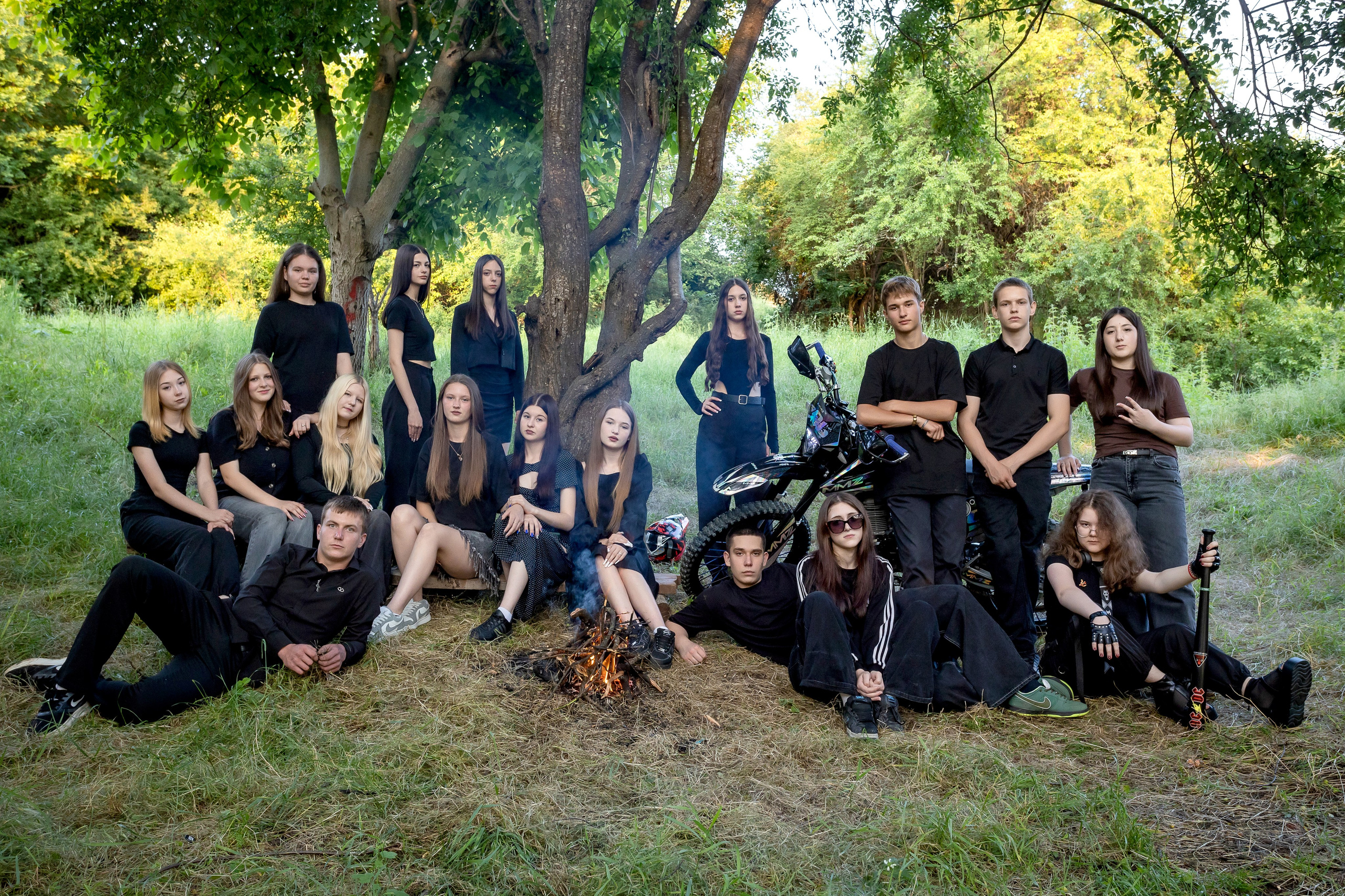 На улице. Выпускные альбомы Майкоп, Краснодар Елена Золотарева