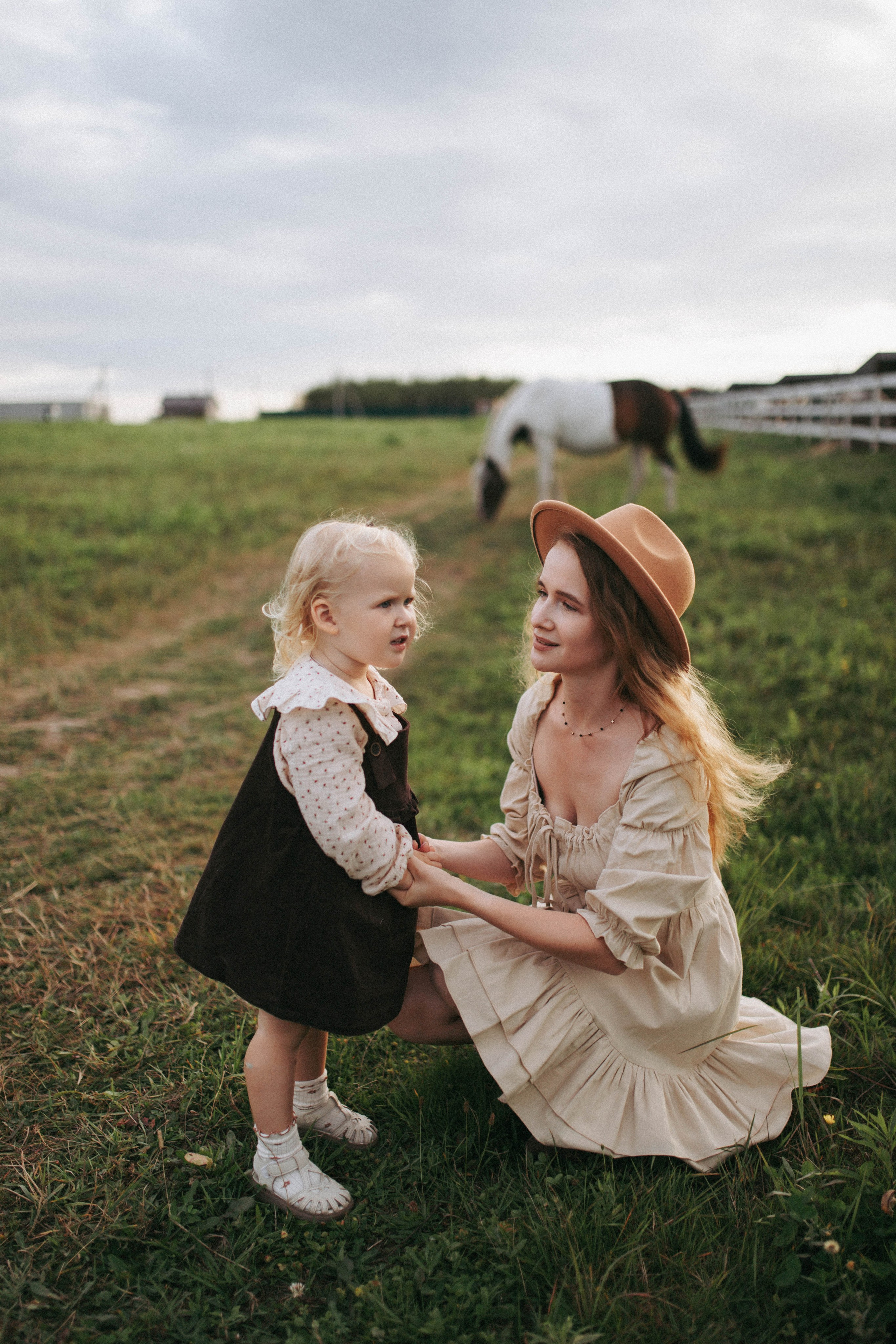 Одним тёплым вечером на ферме с лошадками. Свадебный и семейный фотограф в Нижнем Новгороде