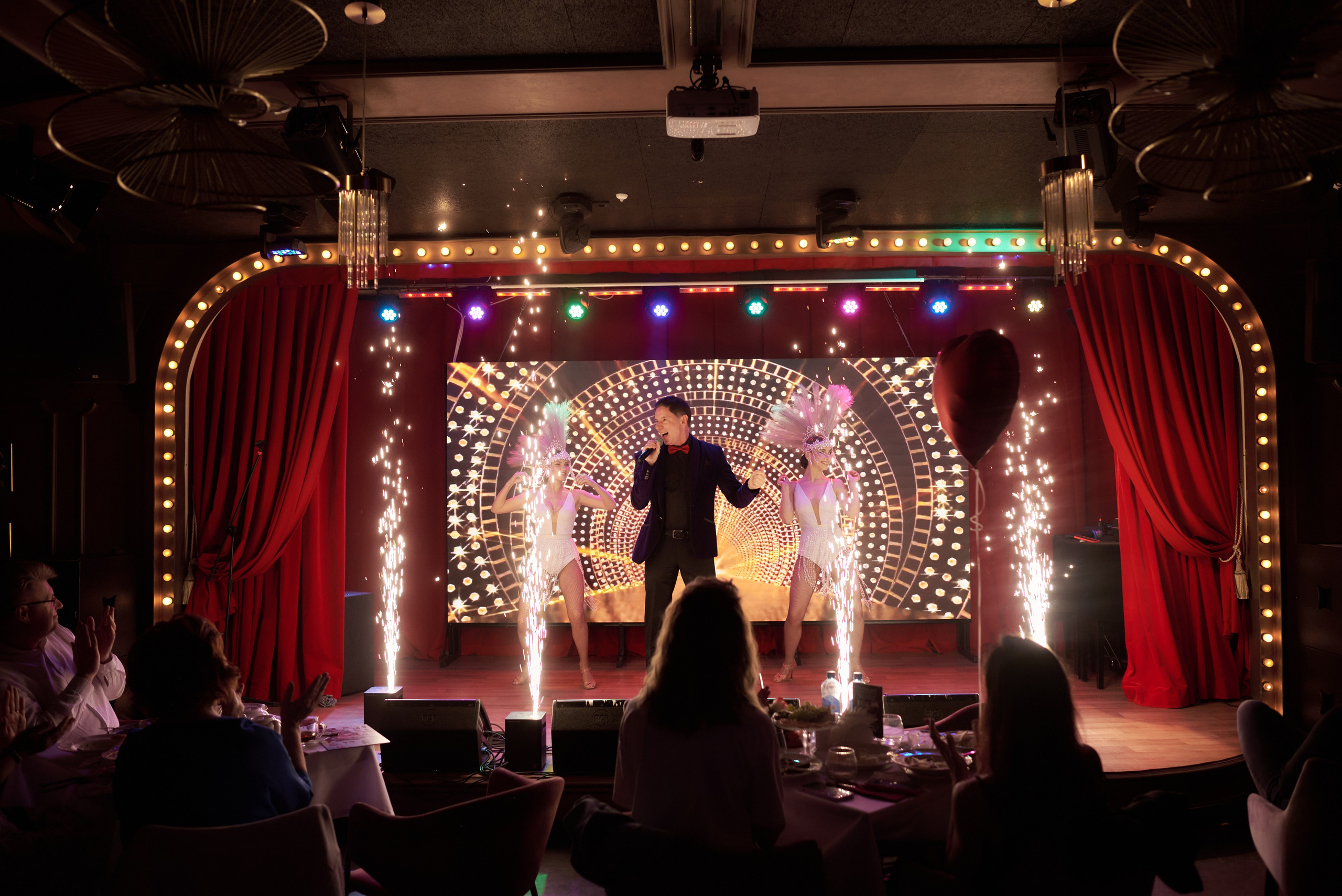 Отчетный концерт мастерской эстрадного вокала. Photographer Bangkok — Pattaya | фотограф Бангкок — Паттайа