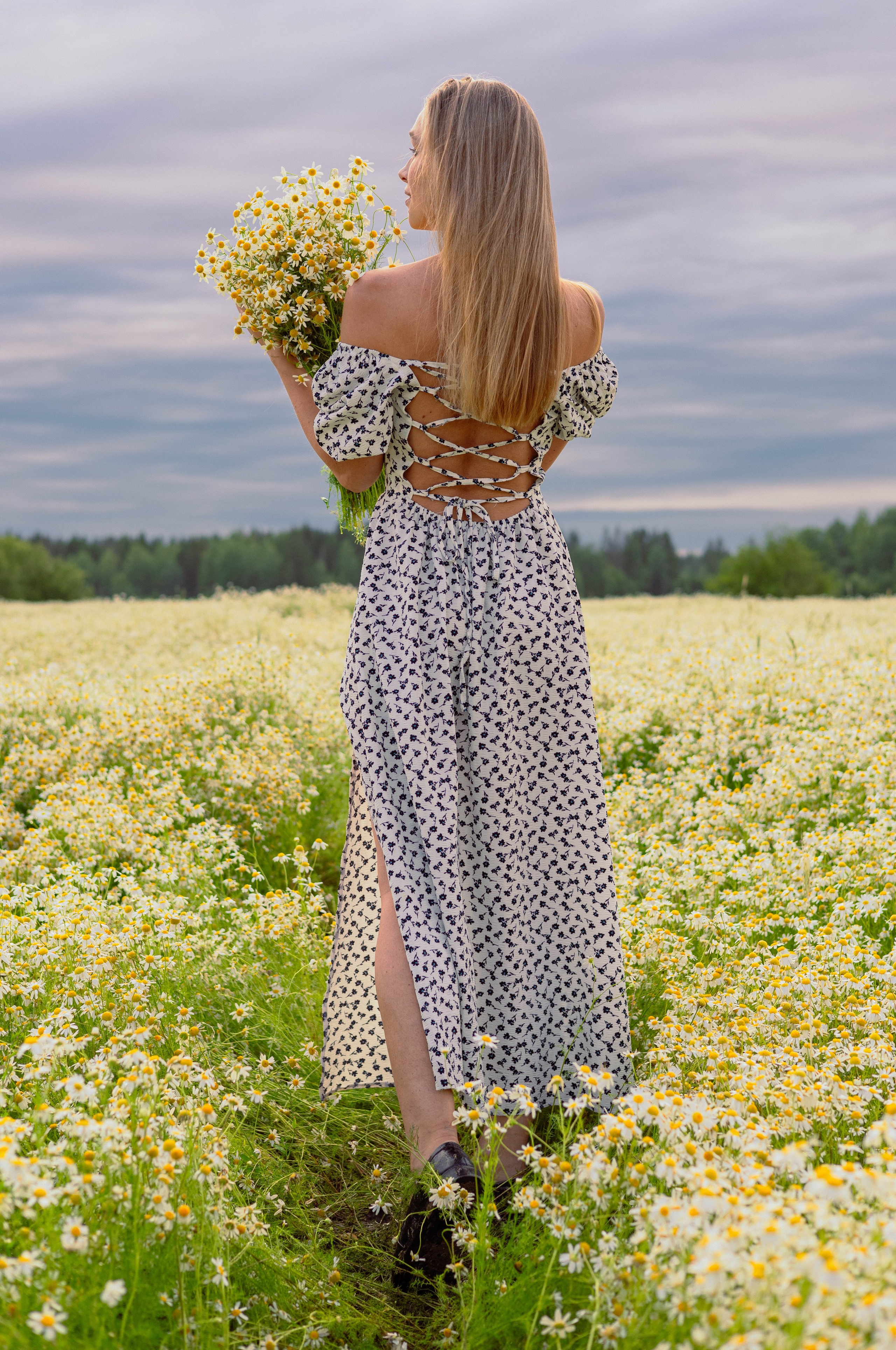 Фотосессия в Ромашковом поле. Портретный фотограф Панферова Регина г. Санкт-Петербург, г. Казань