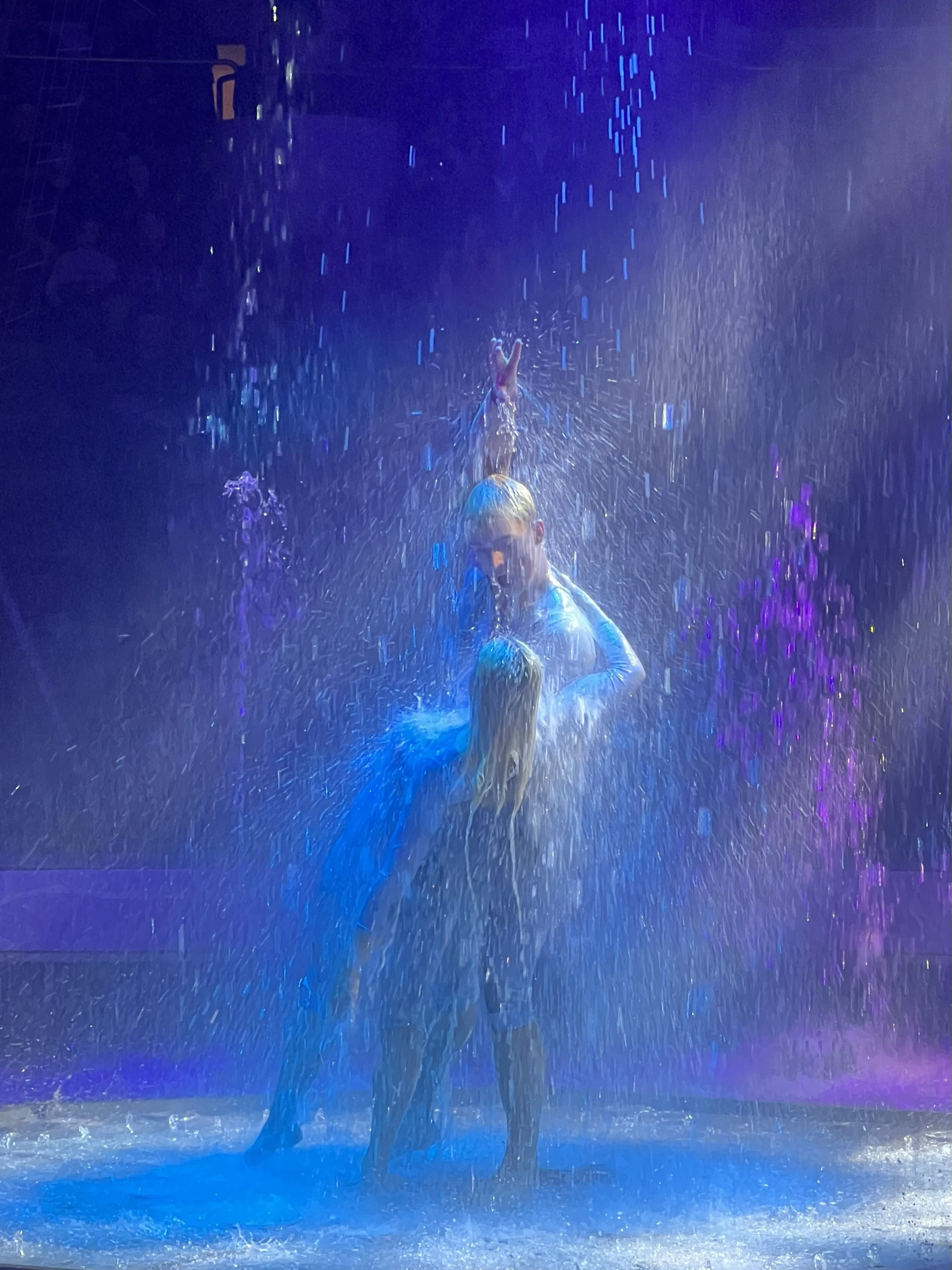 Снято на телефон. Фотография, ретушь, сканирование, восстановление старых фото, интерьерная съёмка, студия. Данилов Александр, Москва