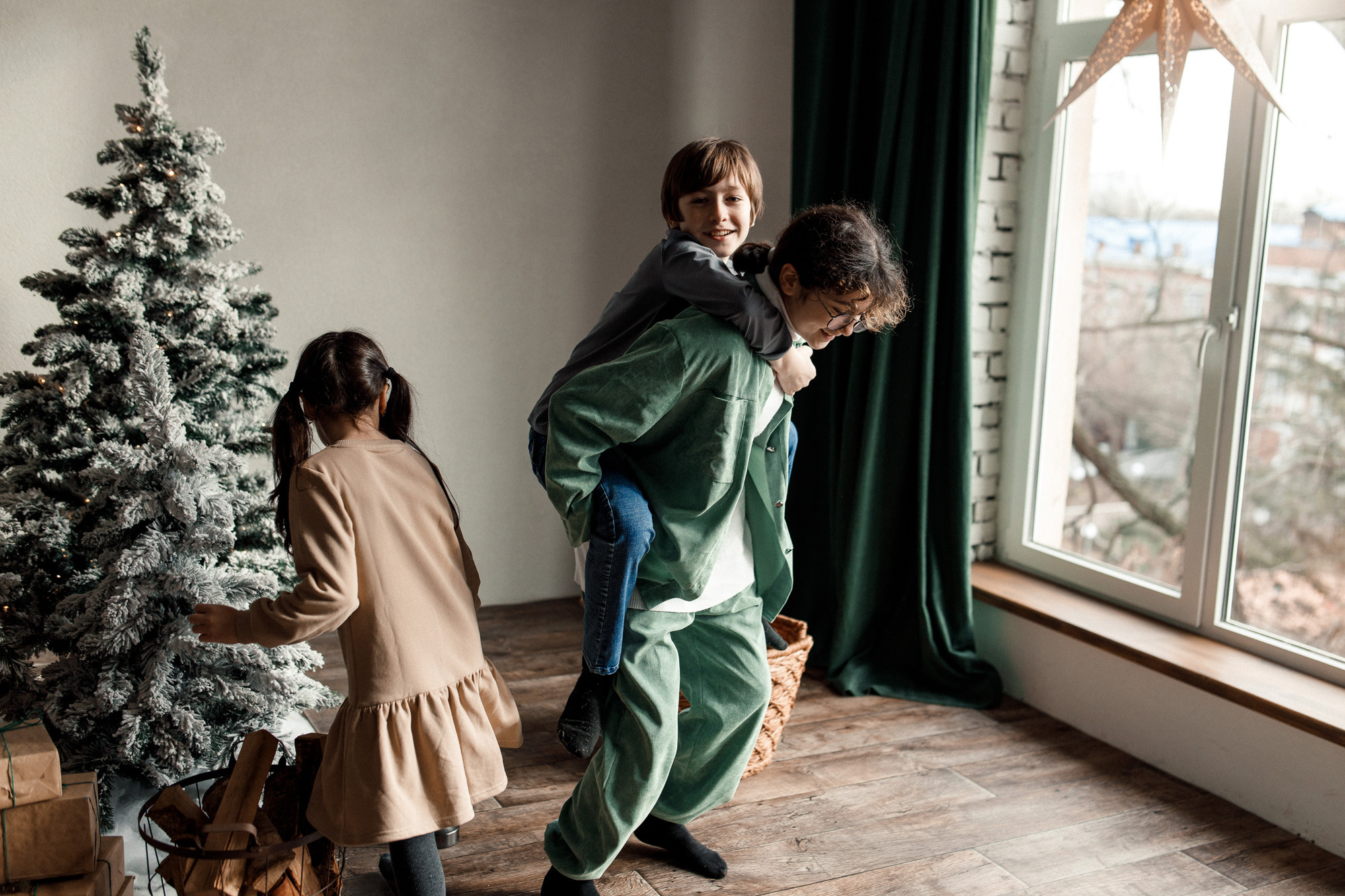 Новогодняя